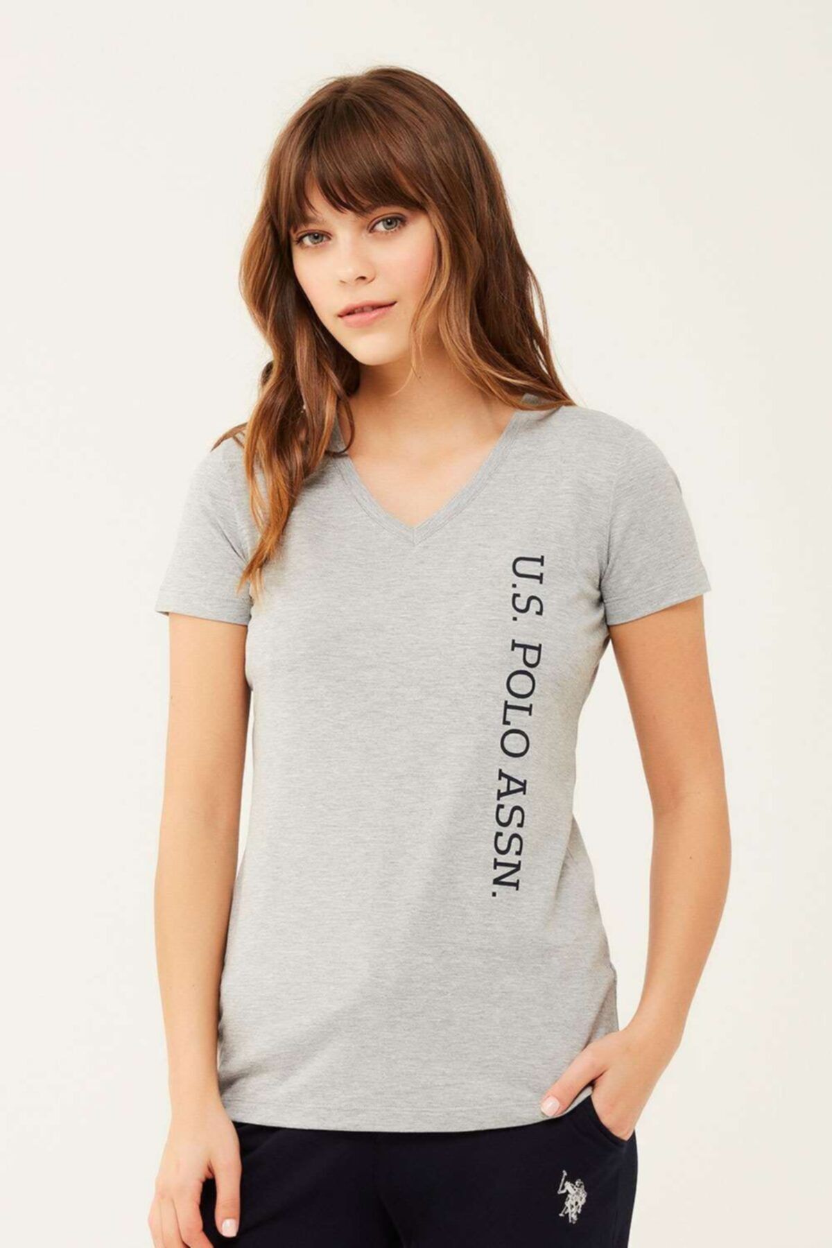 U.S. Polo Assn. Kadın Gri Melanj V Yaka Tshirt