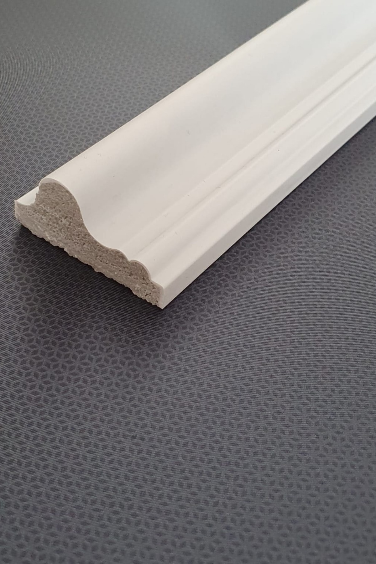 SepetteBiz Duvar Çıtası 4 Cm Boyanabilir 1 Boy 2.40 Mt