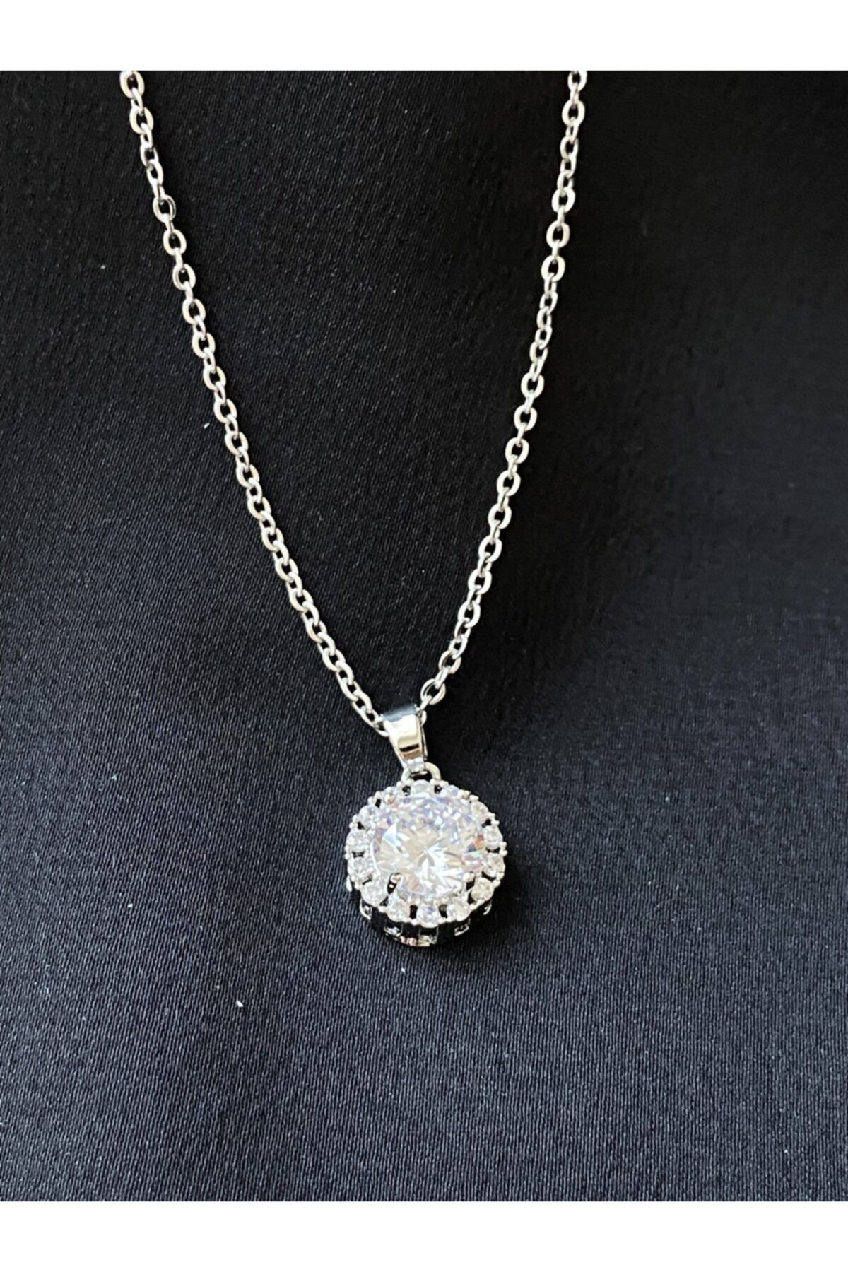 BY DİLEK ÇETİN ACCESSORY Çelik Tek Taşlı Kolye