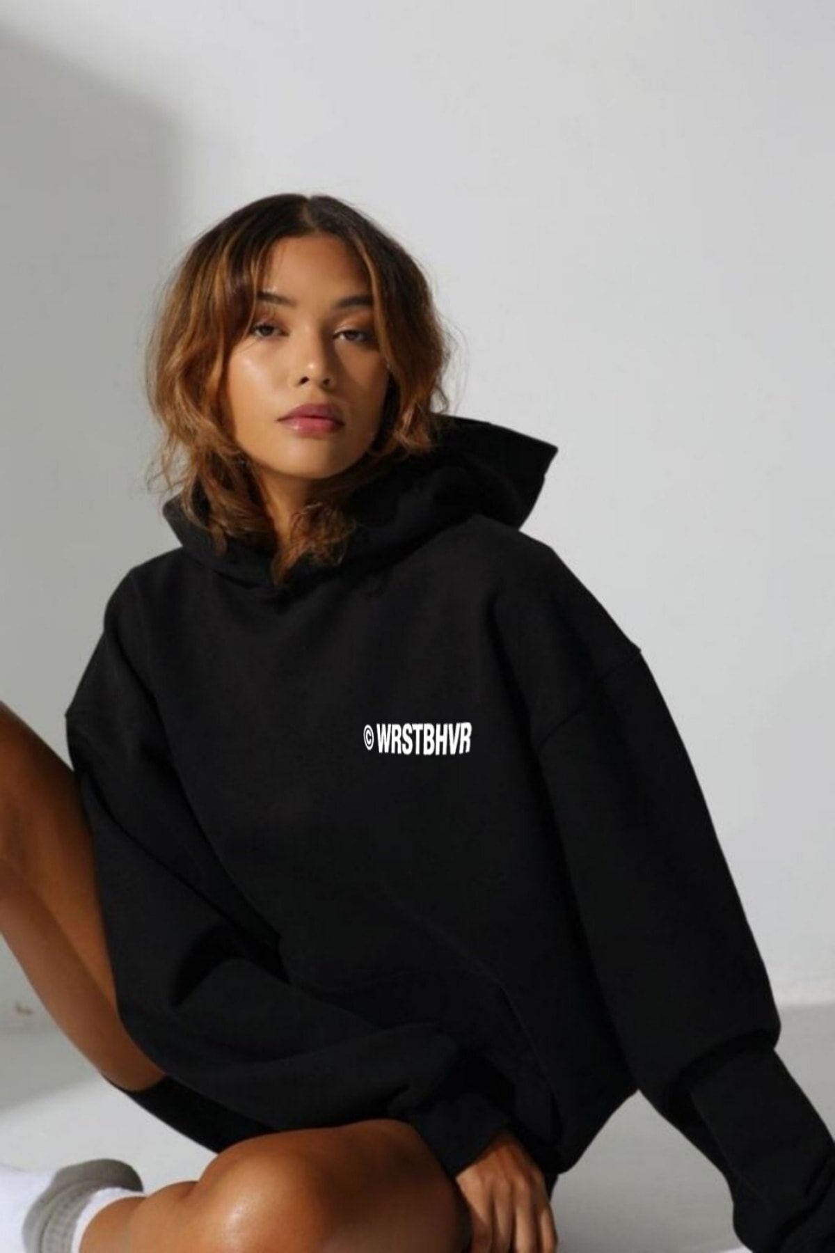 MANCY Kadın Siyah Wrst Bhvr Baskılı Kapüşonlu Sweatshirt