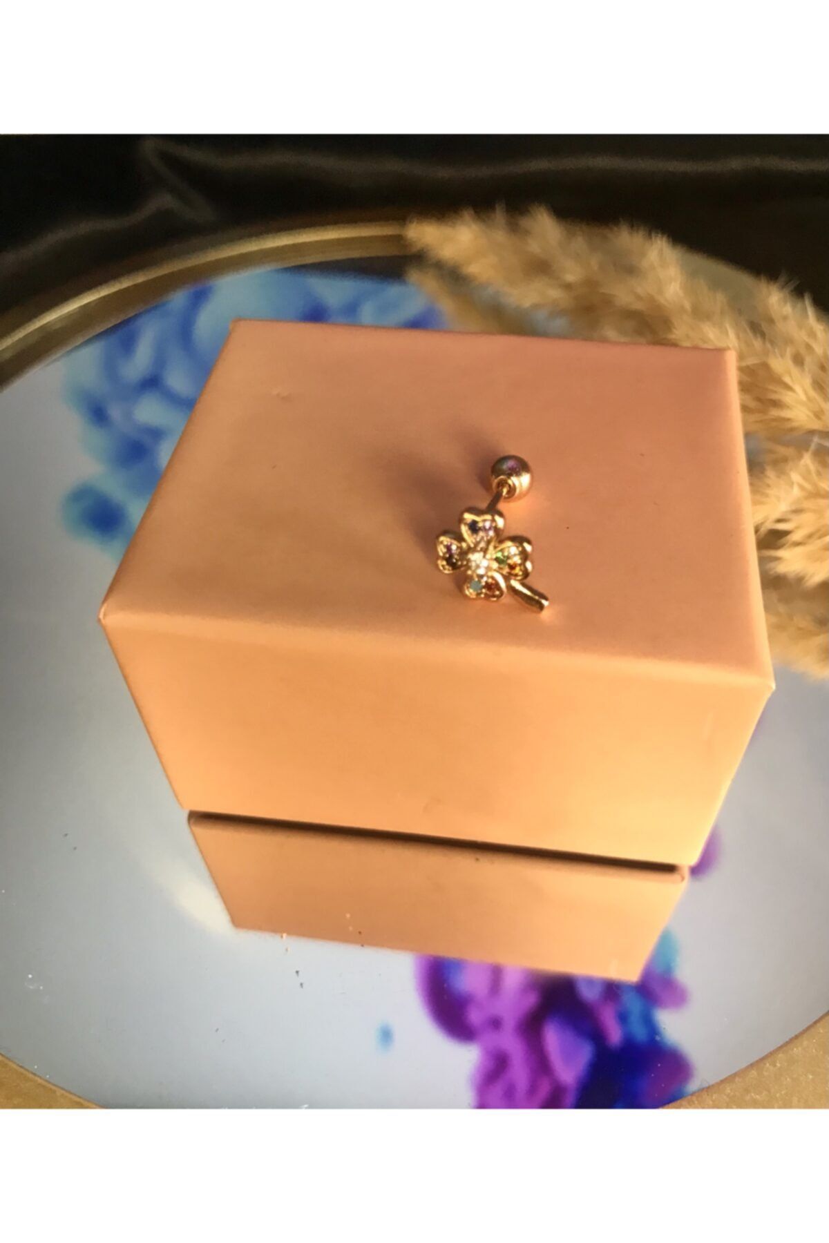 womelf Renkli Taş Gonca Çelik Tragus