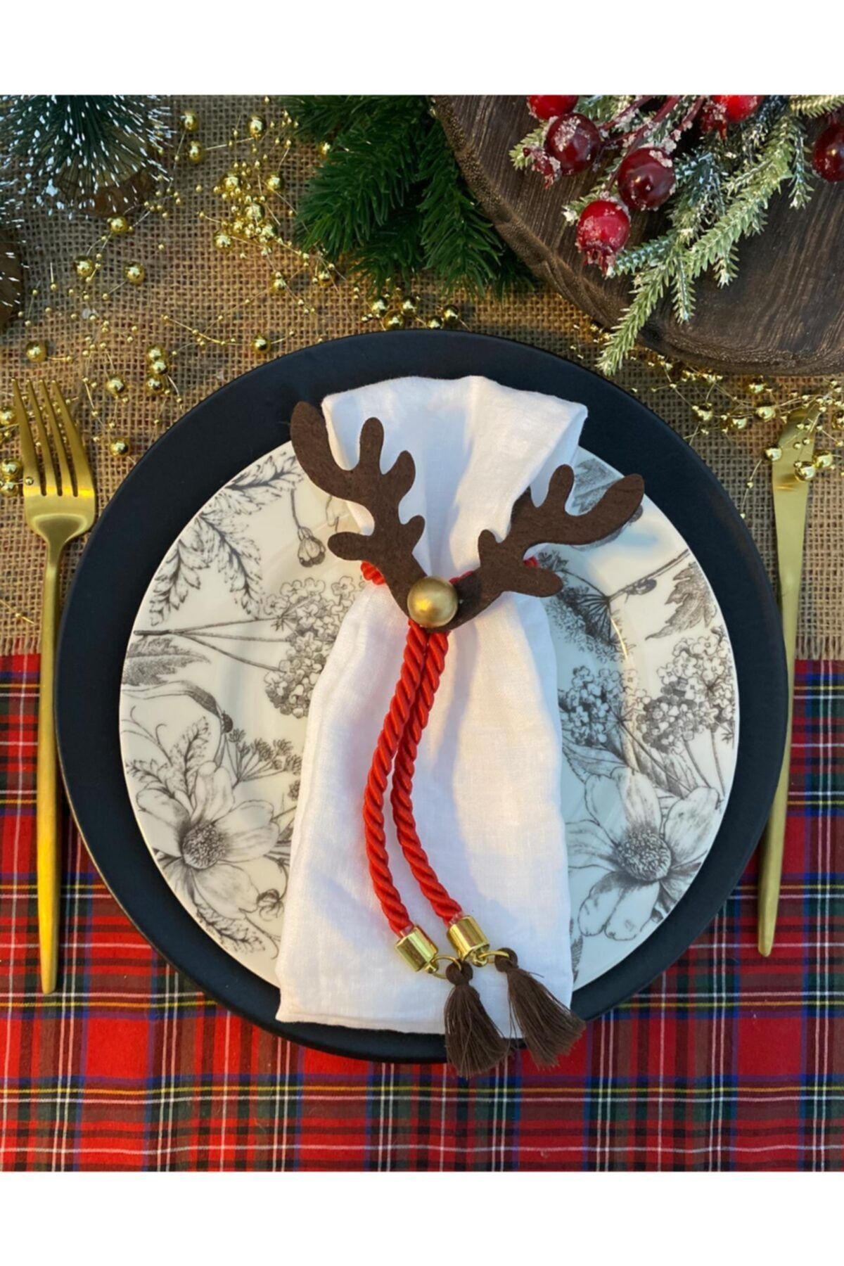 Motif Aksesuar 6'lı Set Ren Geyikli Ve Püsküllü Yılbaşı Noel Temalı Peçete Halkası