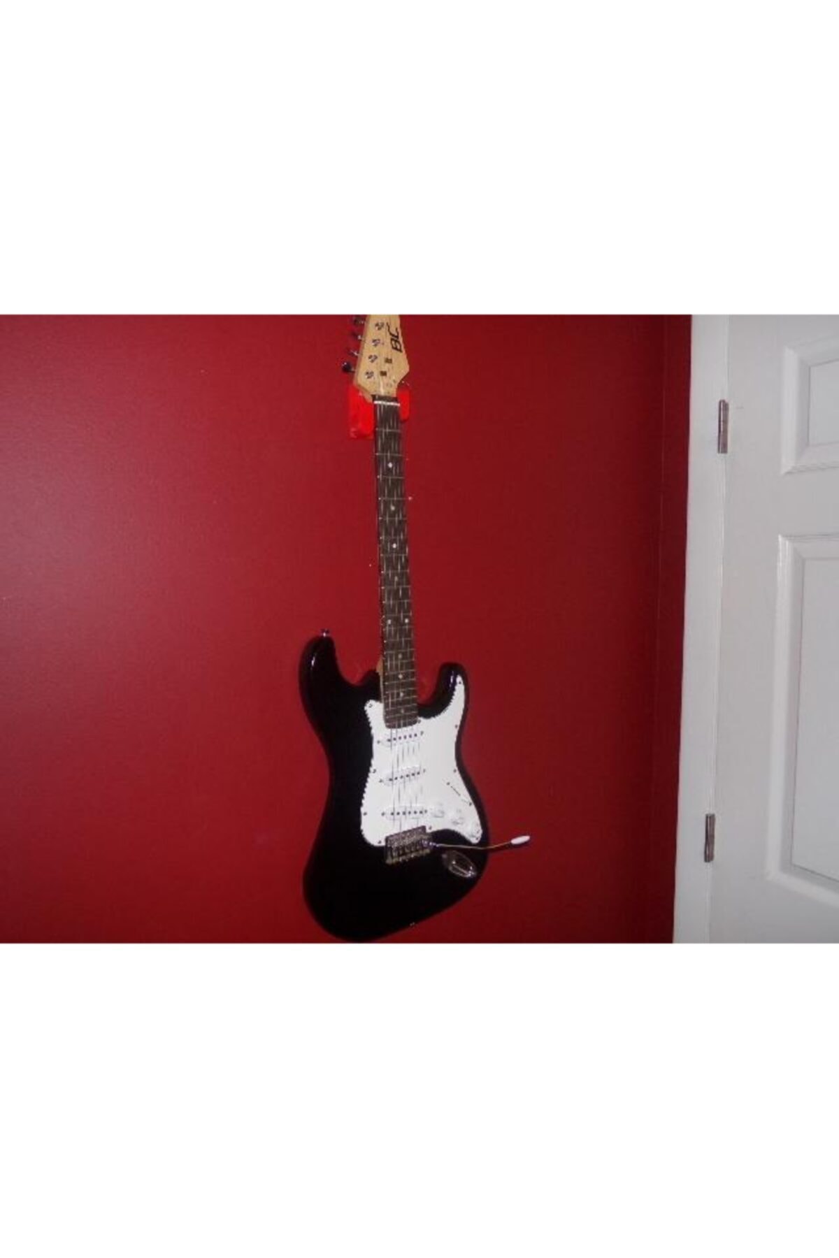 SudoCheap Bc Gitar Tutucu Duvara Montaj Plastik Aparat