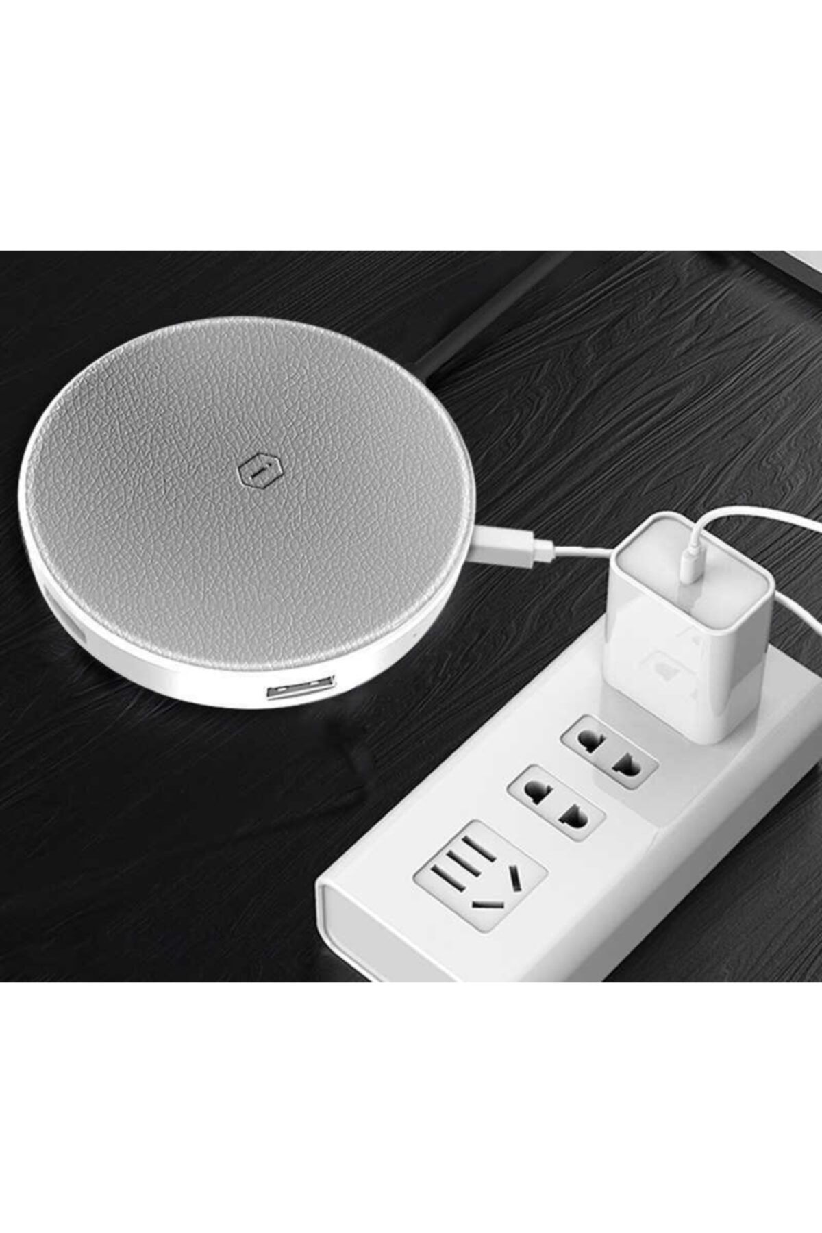 WIWU Mac Mini Uyumlu Wireless Şarjlı 5 In 1 Type-c Çoklayıcı