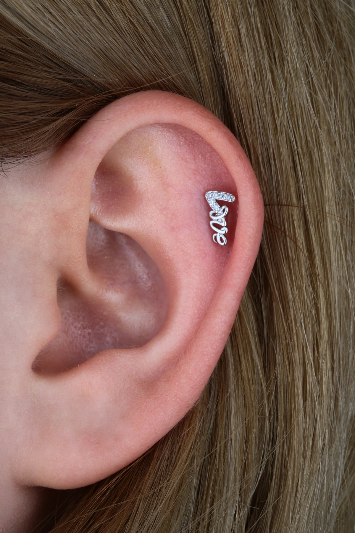 Vilma Aksesuar Cerrahi Çelik Love Helix Piercing Gümüş Renk 8mm
