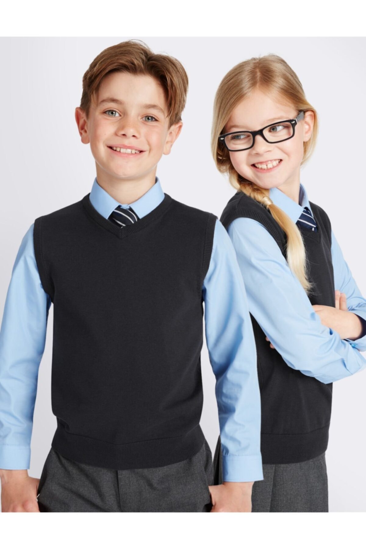 Beyond Basic Örme V Yaka Süveter