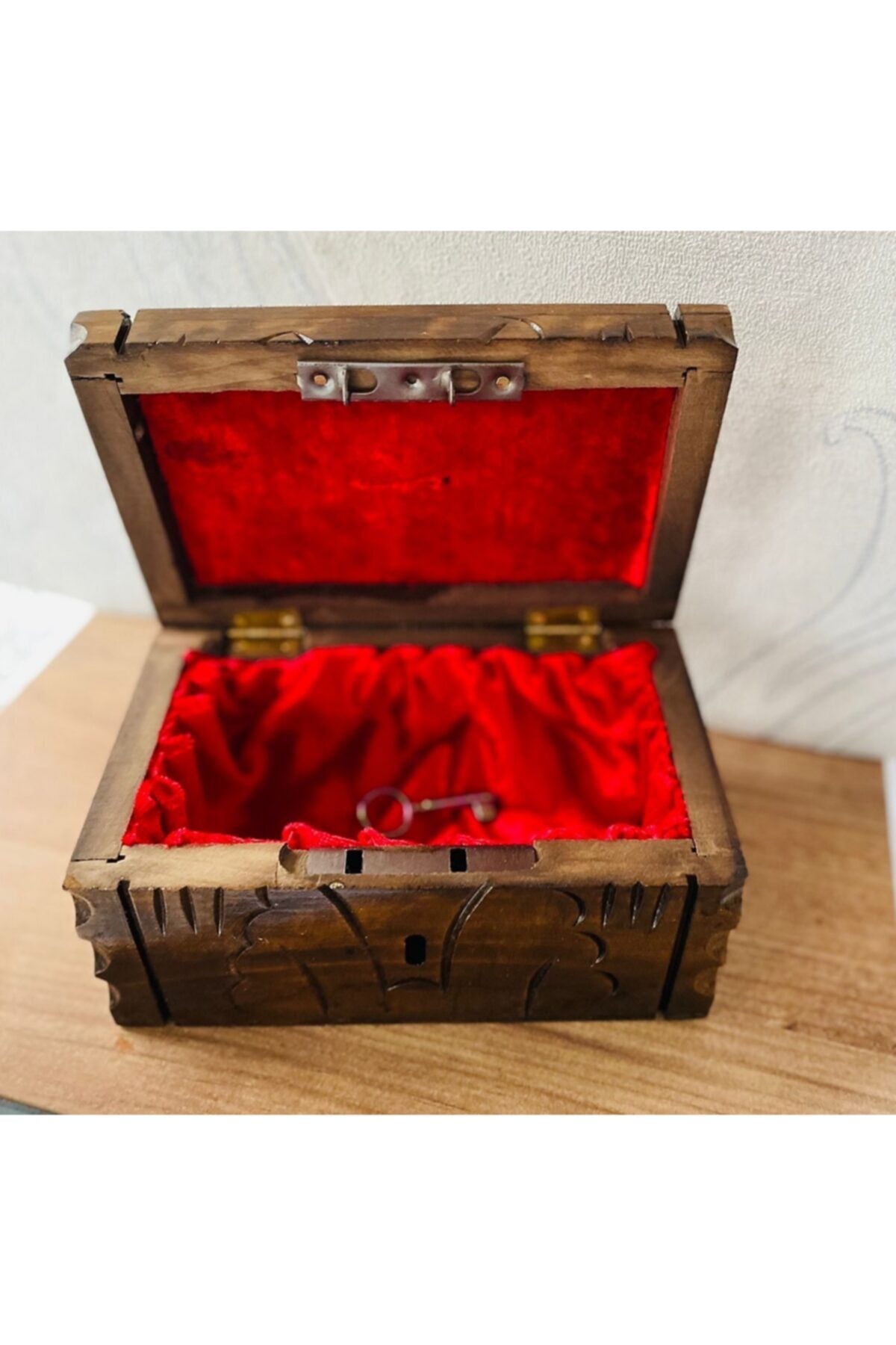 MYKHEDİYE Ceviz Işlemeli Fıçı Model Kilitli Kumbara – L