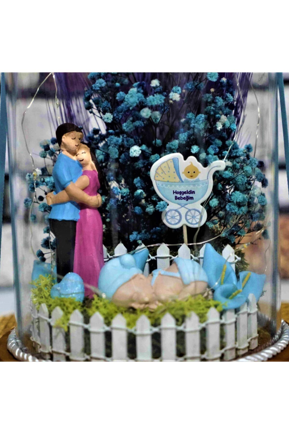 Teraryum Ters Fanus Işıklı Anne Baba Ve Erkek Bebek