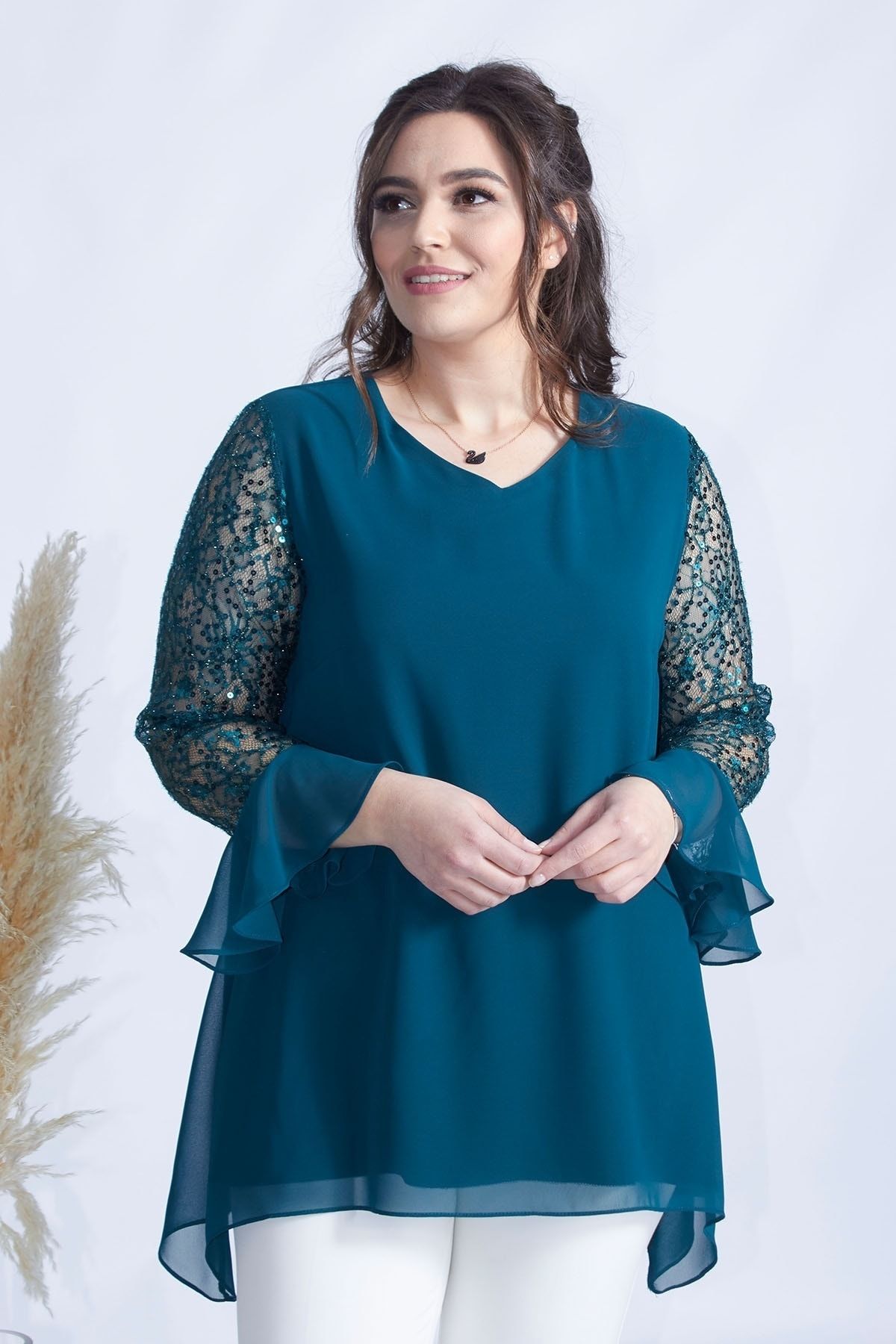 Moda Berray Kadın Petrol Kolu Dantel Pullu Şifon Büyük Beden Şık Bluz 1939