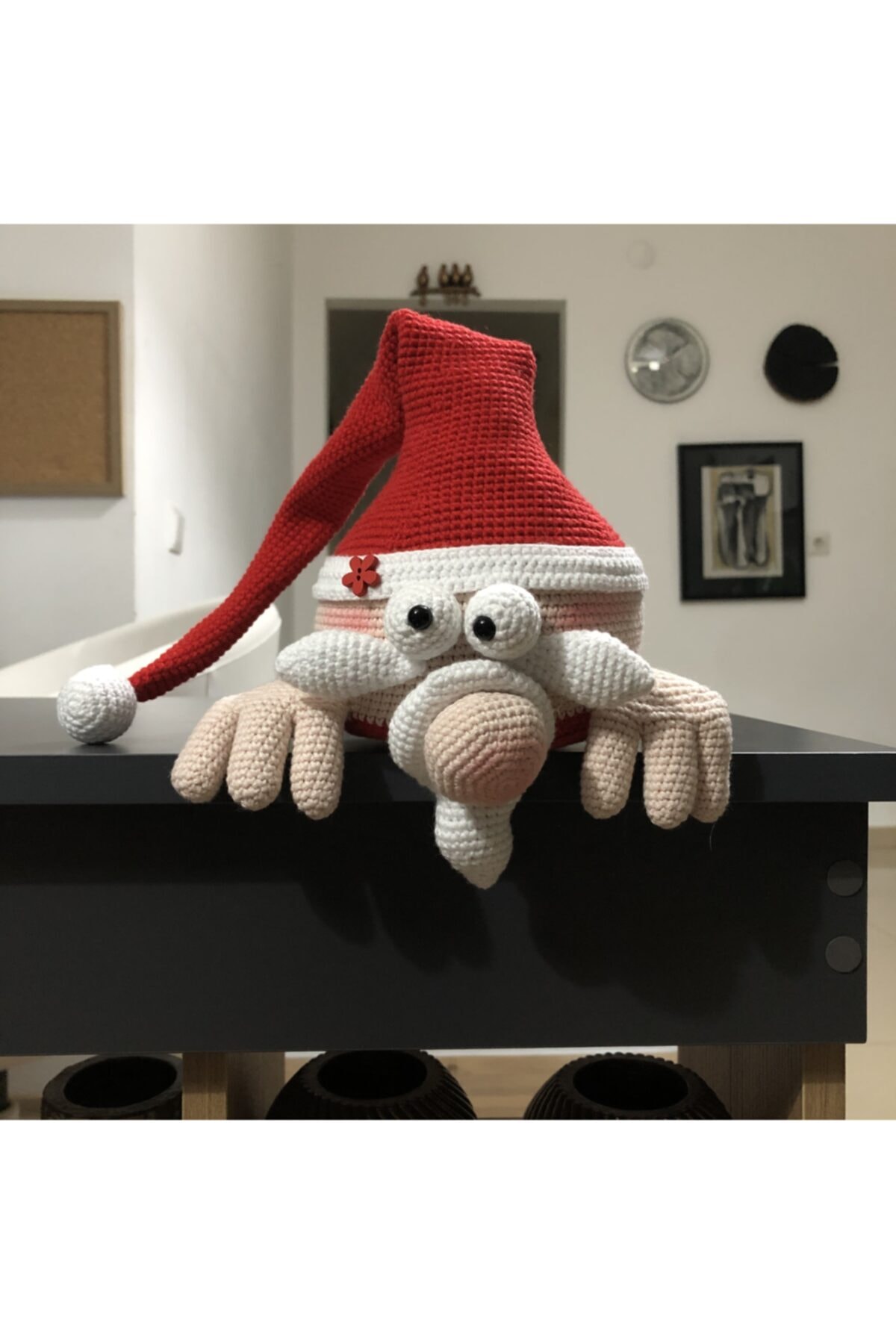 Kare Art Amigurumi Yeni Yıl Şans Cücesi. 45x20x13 Cm Organik Yeni Yıl Hediyesi Örgü Oyuncak . El Üretimi.