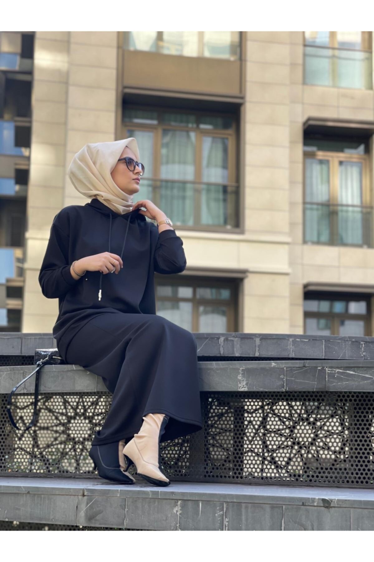 Hüma Sultan Kapşon Detaylı Etekli Ikili Takım