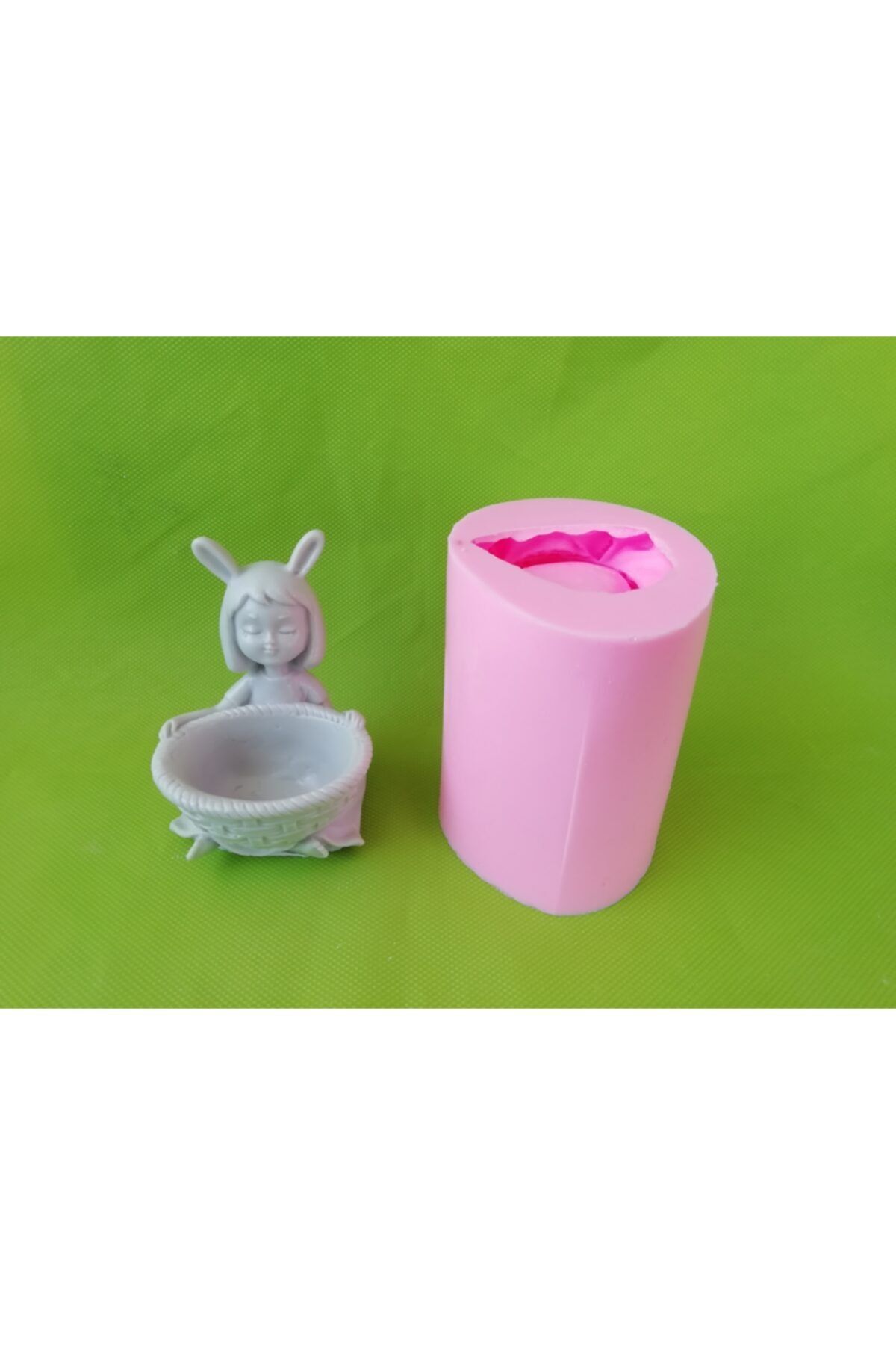 AnkaHobiMarket Lokumcu Kız (kulaklıklı) Silikon Kalıp