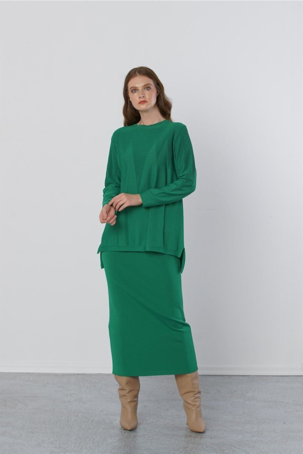 Nuss 906 Triko Detaylı Desenli Takım-benetton