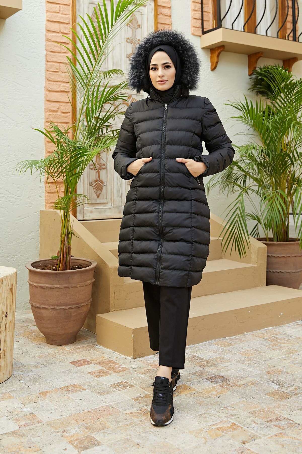 She Olive Kadın Siyah Dolumlu Şişme Mont