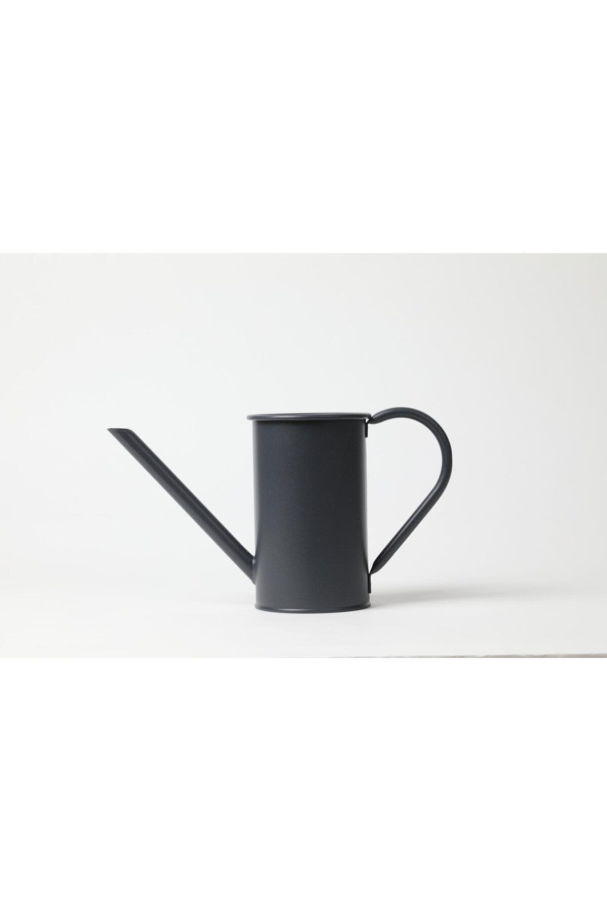 The Mia Sulak 1.5 L Space Gray By Zuri