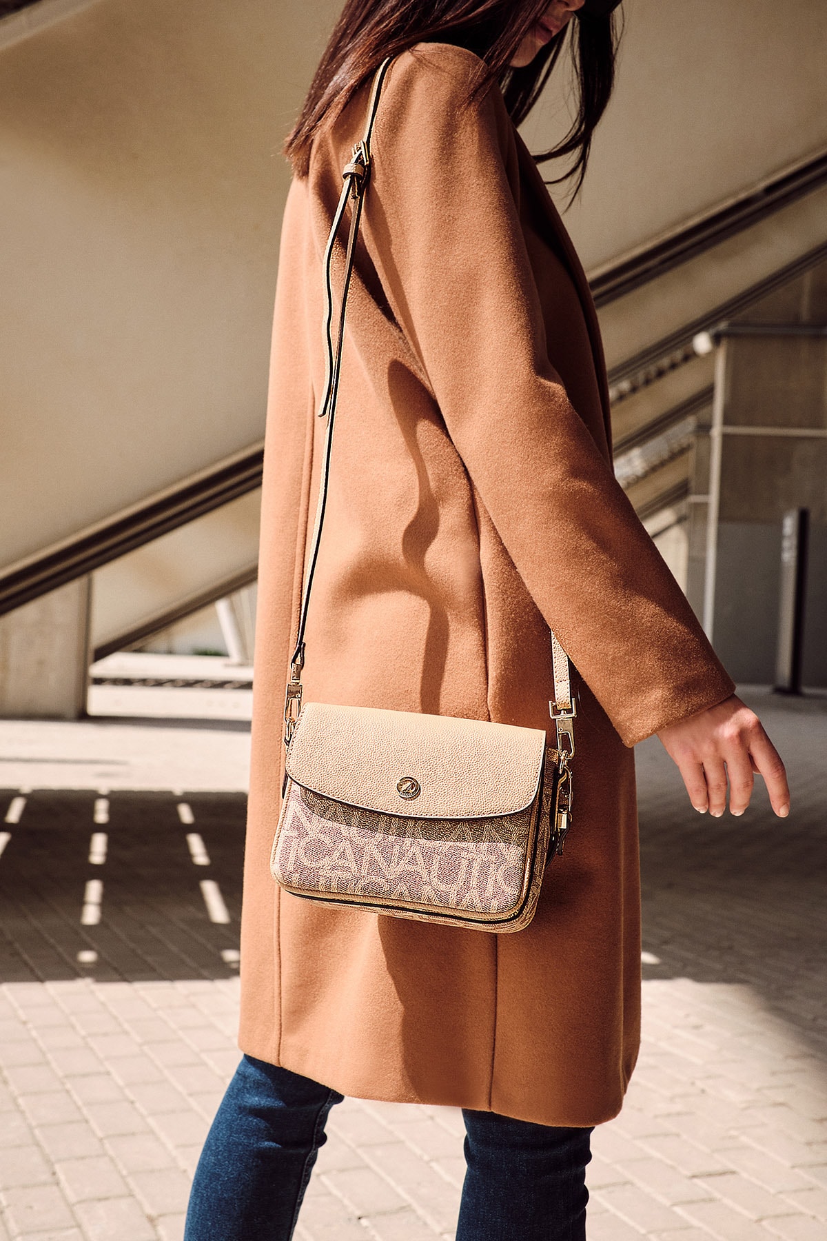 Nautica Taba Bej Kadın Postacı Çantası Cn2161t