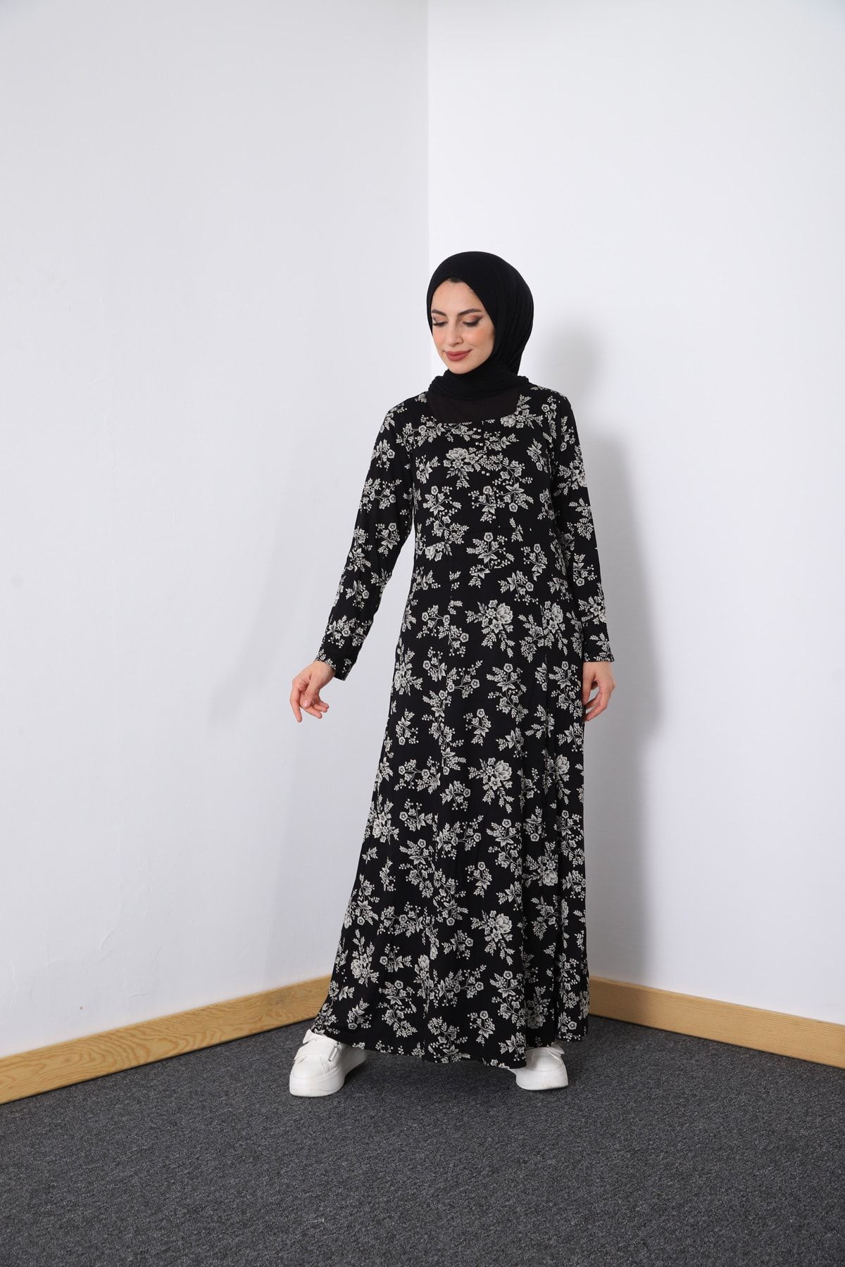Kutay Collection Uzun Mevsimlik Şık Desenli Elbise