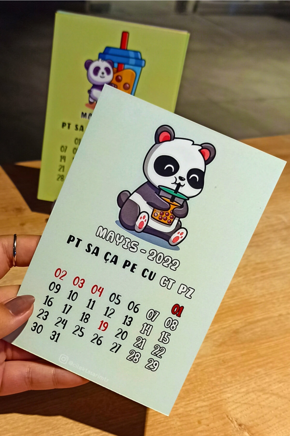 Giresun Çiçekçilik 2022 Masa Takvimi Panda