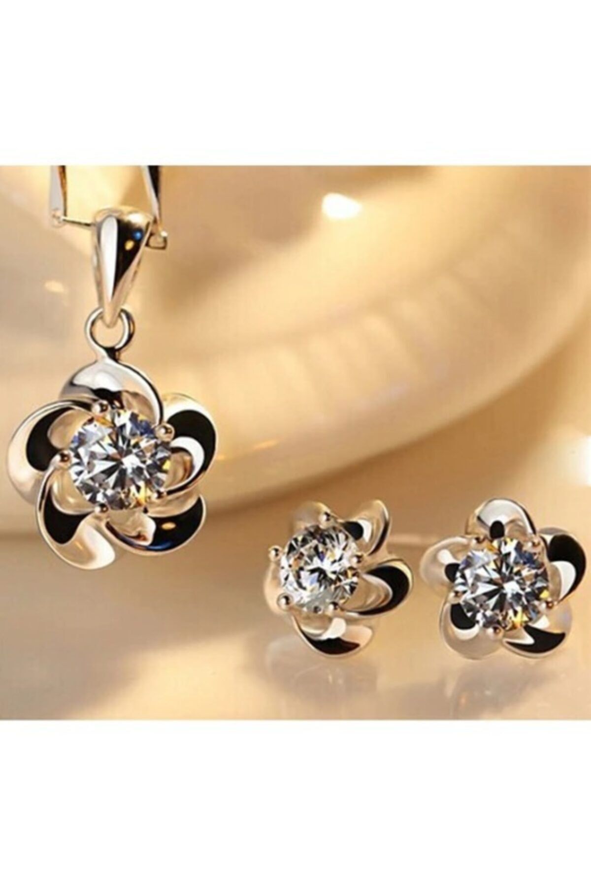 ci&or Yeni Yıl Hediyesi Elmas Kesim Kristal Taşlı Flower Modeli Set