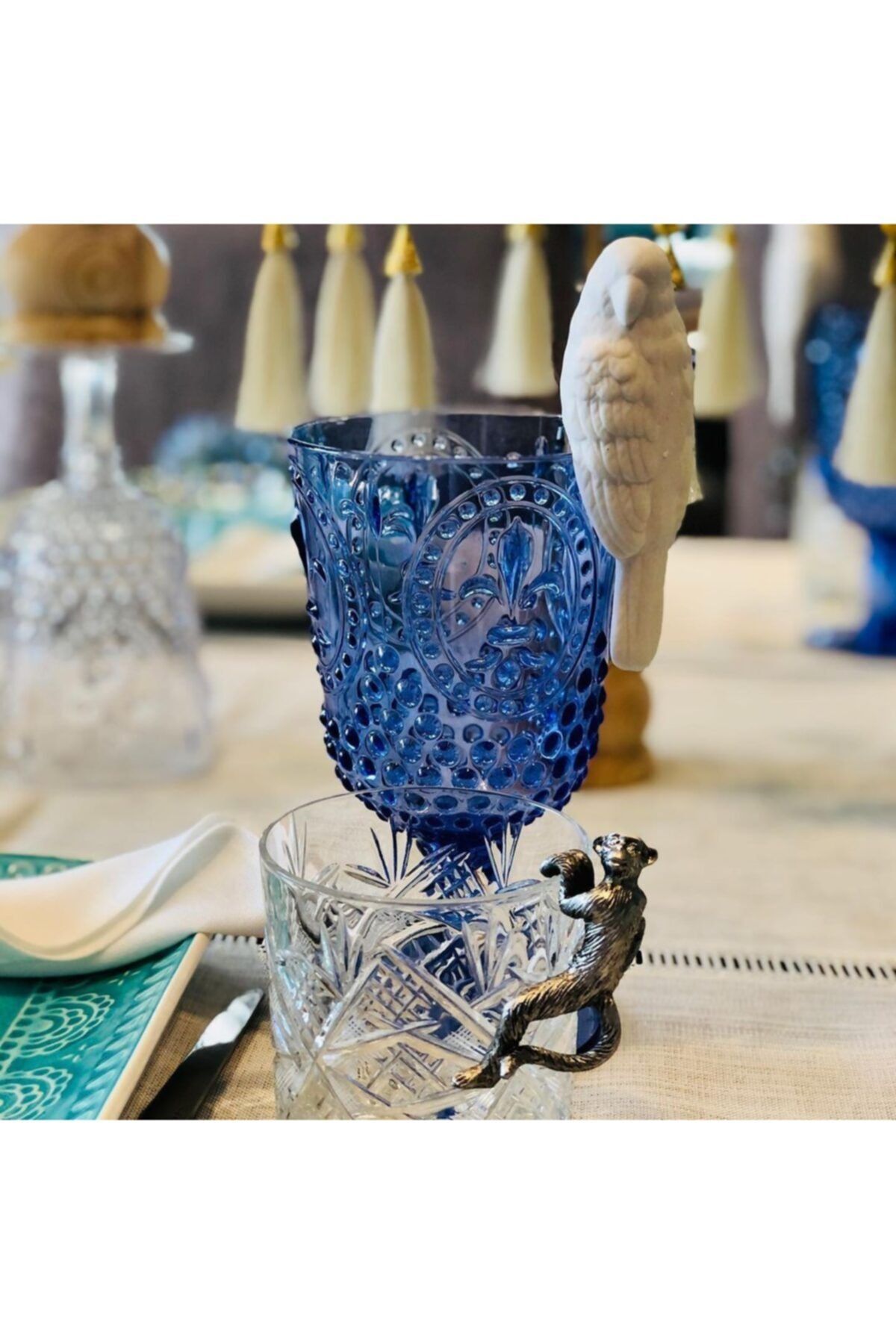 EW's Kitchenware Akrilik Megıc Mavi Ayaklı Bardak (cam Değildir )