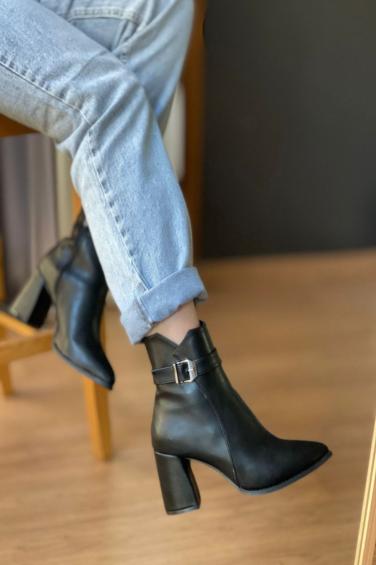 Stepsup Store Mida Shoes Siyah Cilt Tokalı Bot