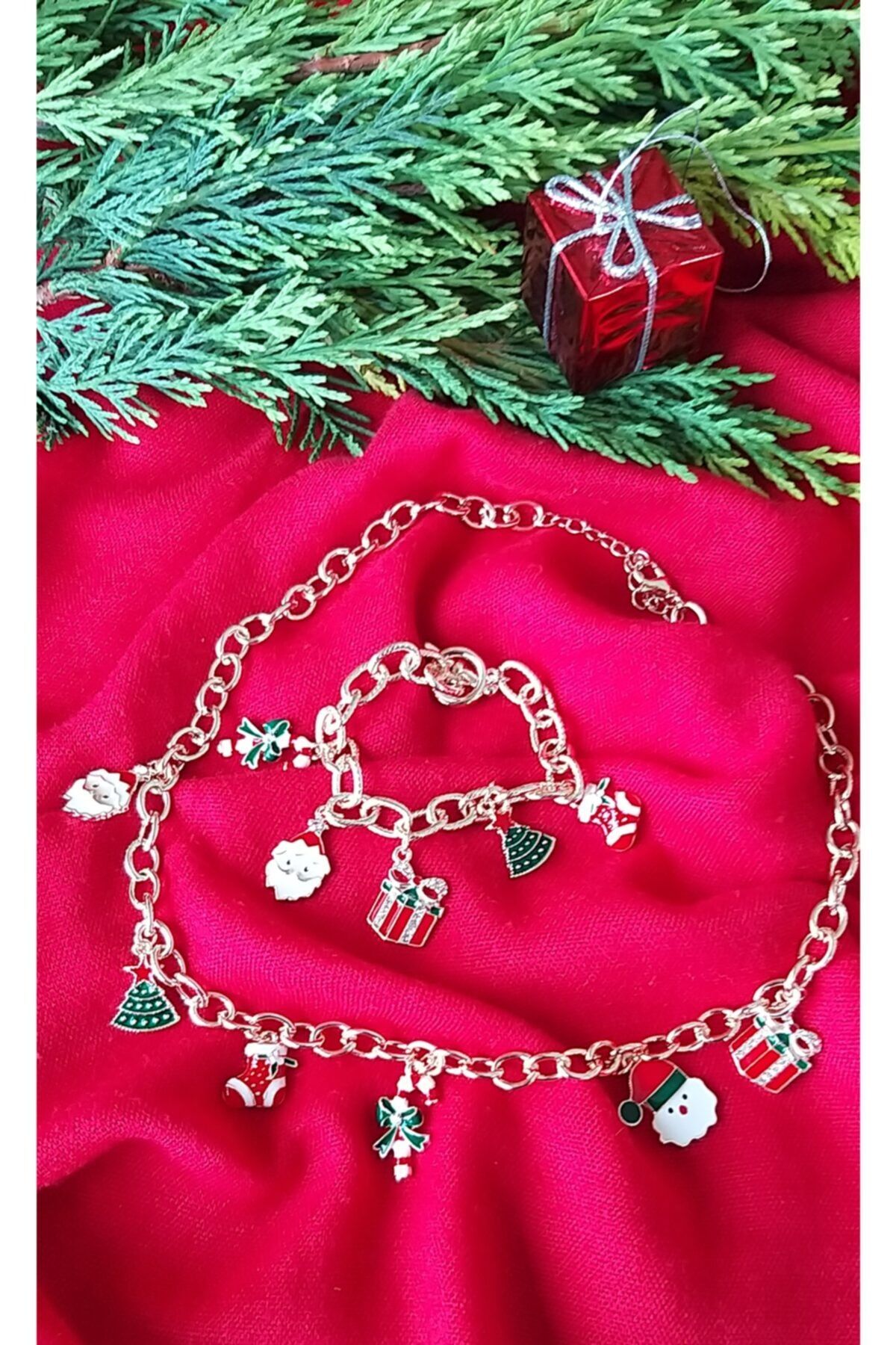 ND COMPANY Kadın Altın Kaplama Yılbaşı Kolye Ve Bileklik Takımı Çam Ağacı ,noel Baba ,yılbaşı Şekeri Figürlü