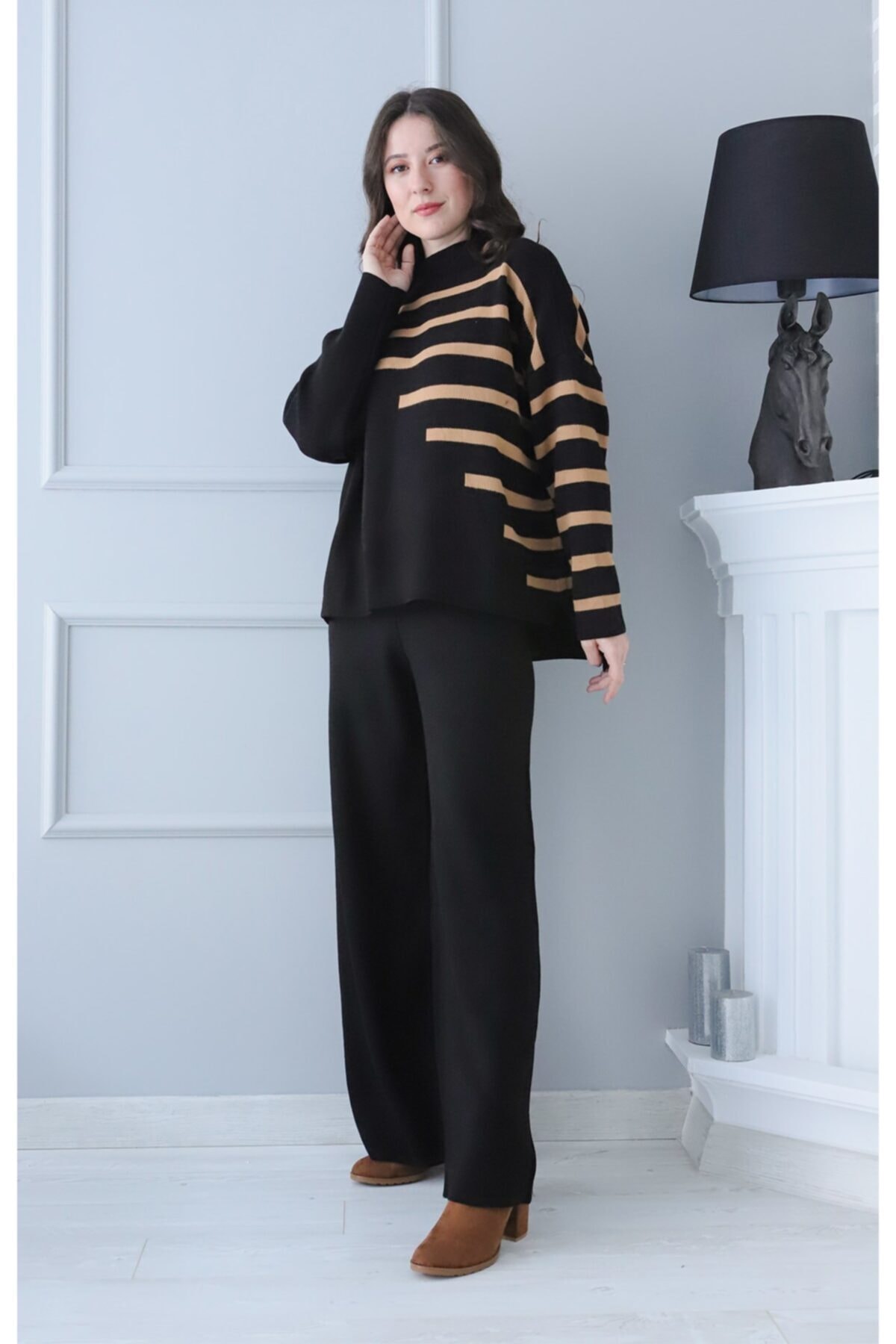 Mekafashion Yarım Çizgi Dik Yaka Takım Kahverengi