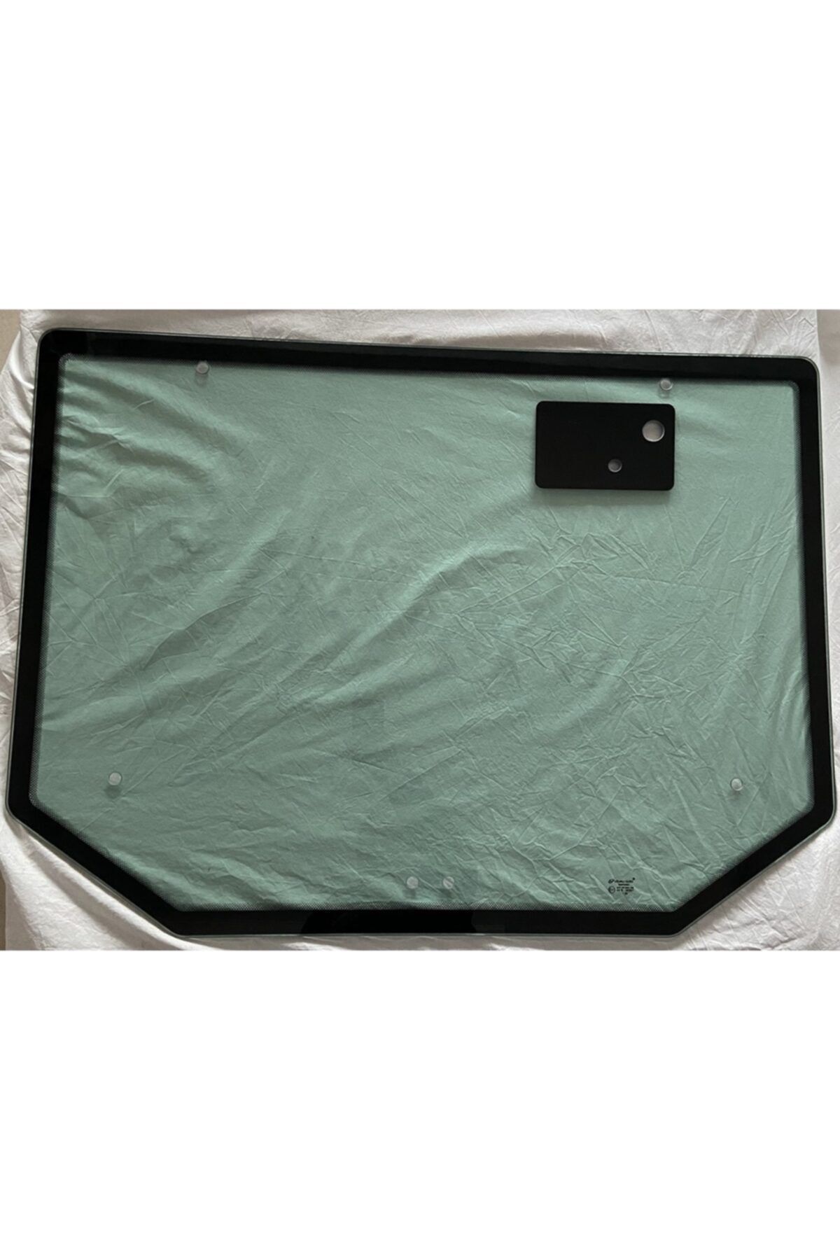 UGURLU GLASS Hattat Traktör 266g 275s 285s 2018-2021 Kabin Arka Cam Uyumlu