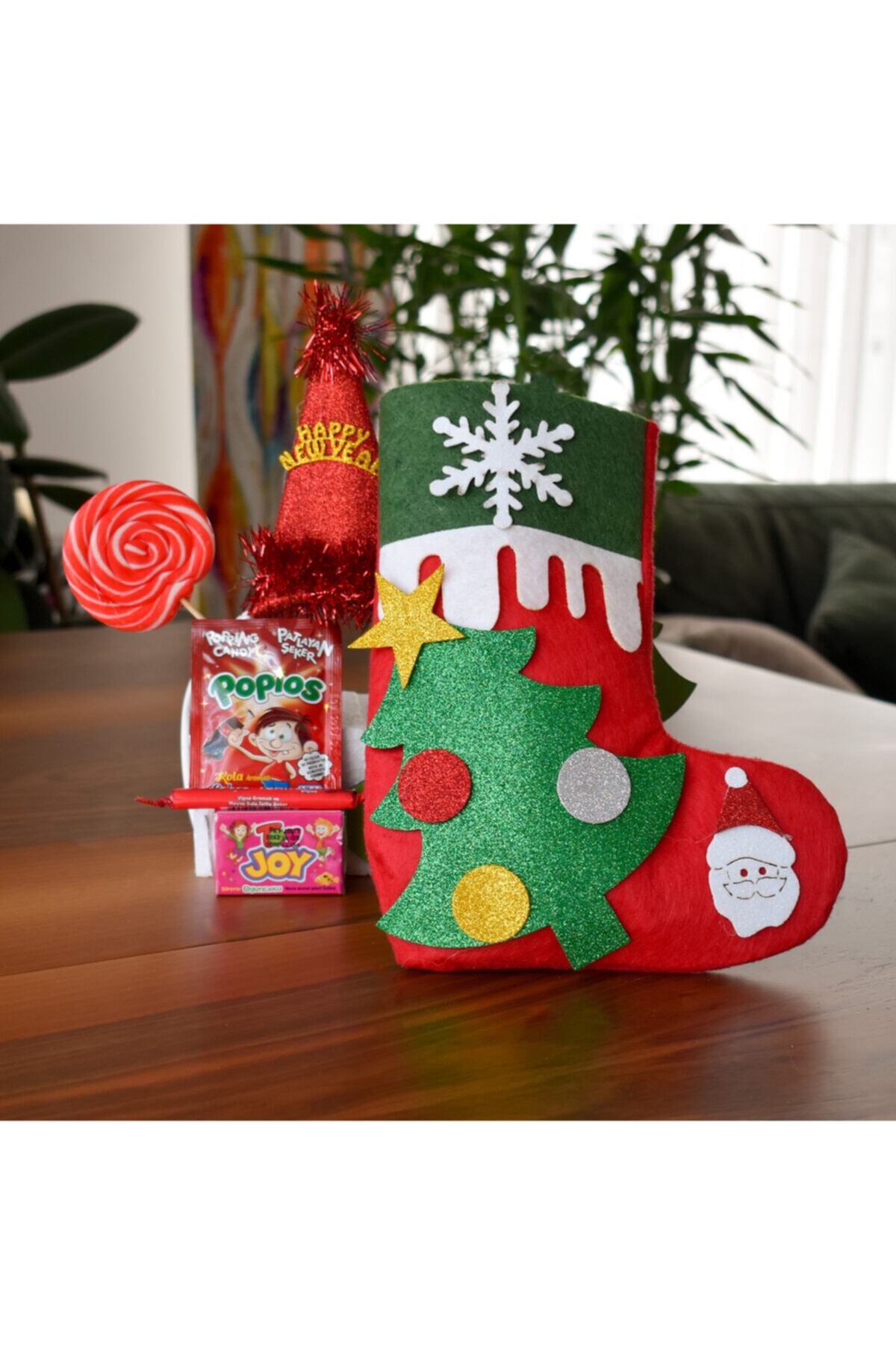 Sweet Boxs Yılbaşı Için Hazırlanmış Sevimli Hediyelerle Dolu Yılbaşı Çorabı