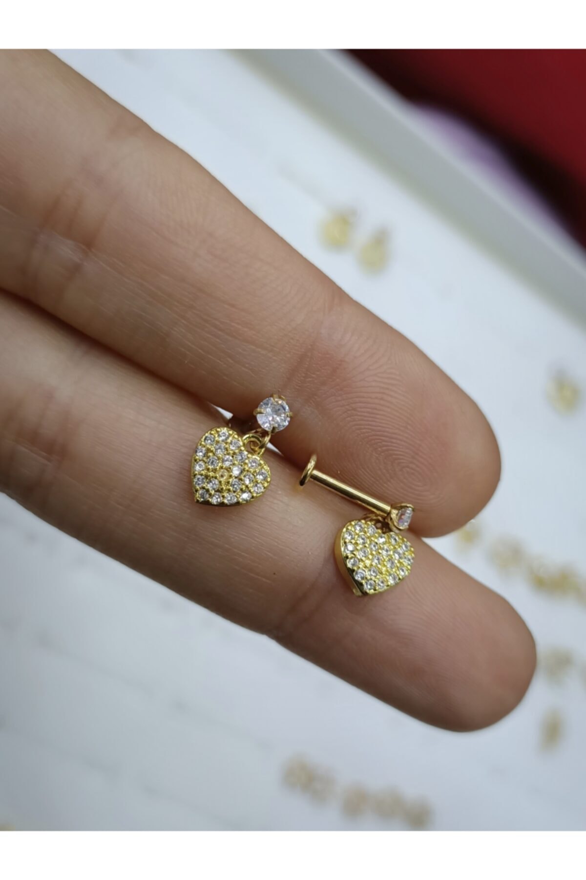 Arescollection Cerrahi Çelik Zirkon Taşlı Sallantılı Kalp Tragus Helix Kıkırdak Piercingi
