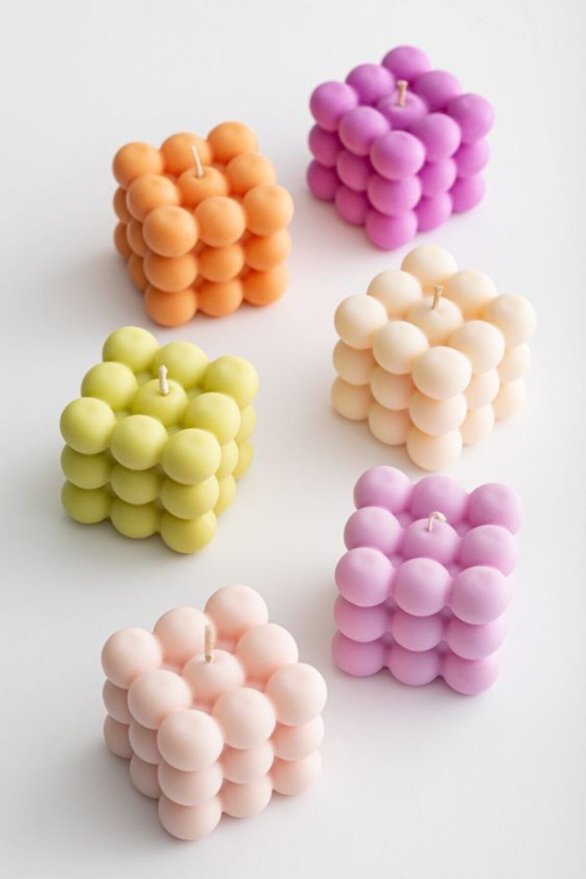 Nes World ( 6’lı Set ) Guayaba Meyveli Pastel Bubble Mum - % 100 Soya Mumu (6x6cm Ve 120gr)