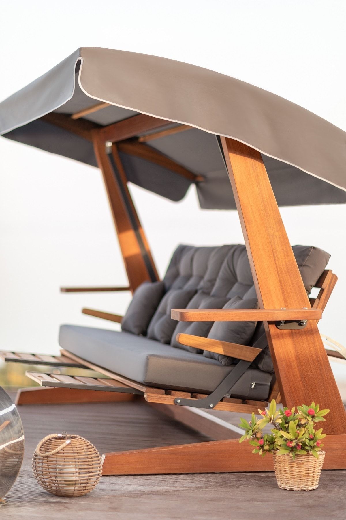 aida swings Ahşap Bahçe Salıncağı Luna 2600 Deluxe Iroko Salıncak