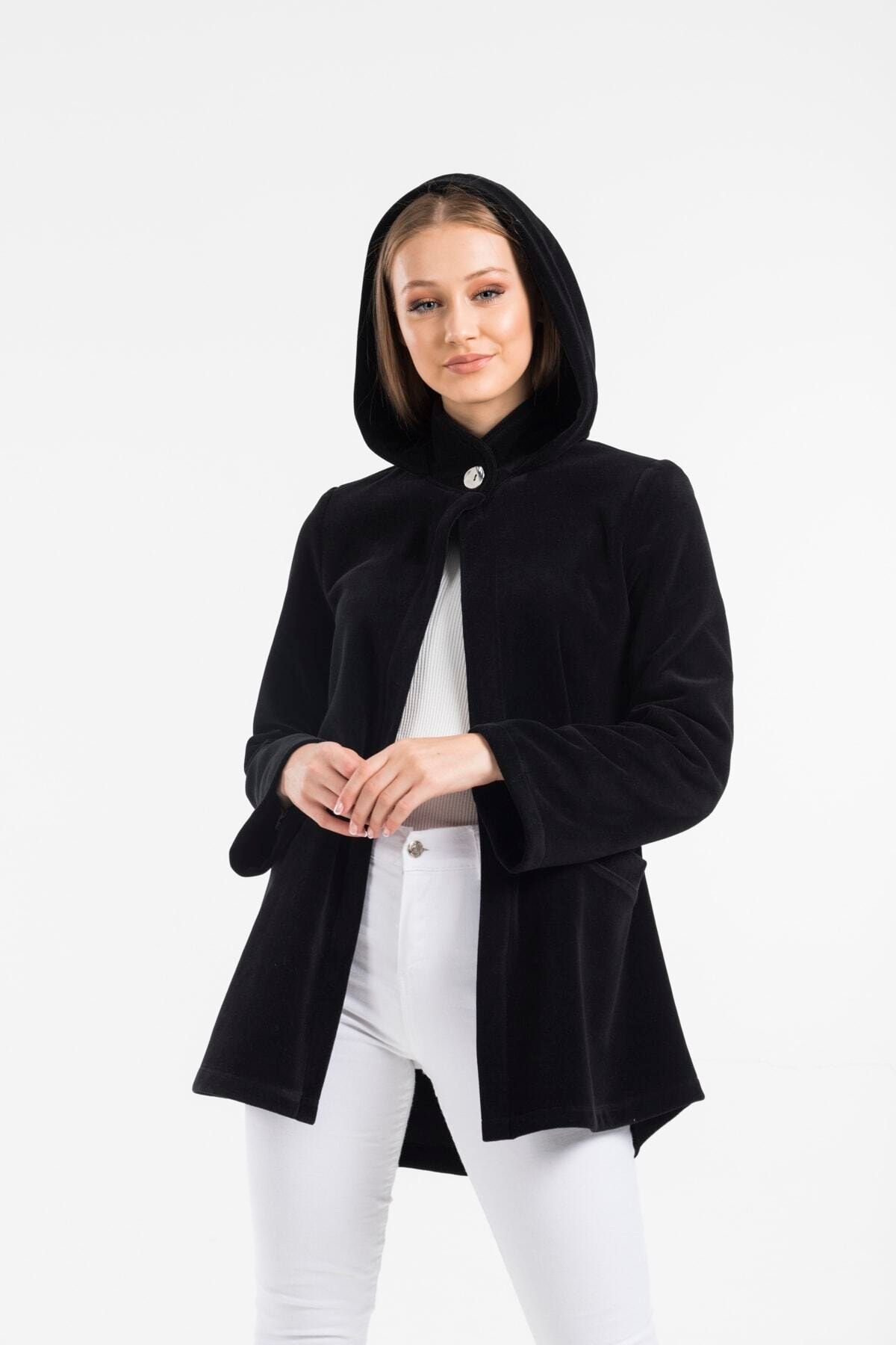 Balo Moda Kadın Siyah Kapüşonlu Softshell Panço
