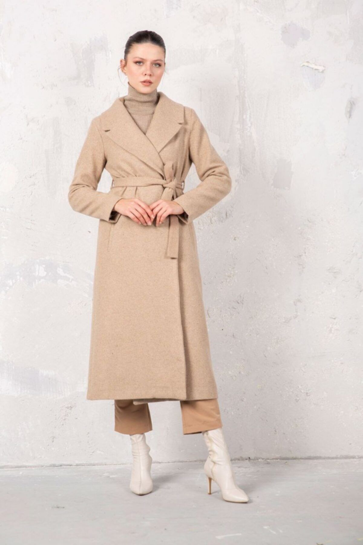 Hazan Boutique Bej Rengi Kaşe Kaban