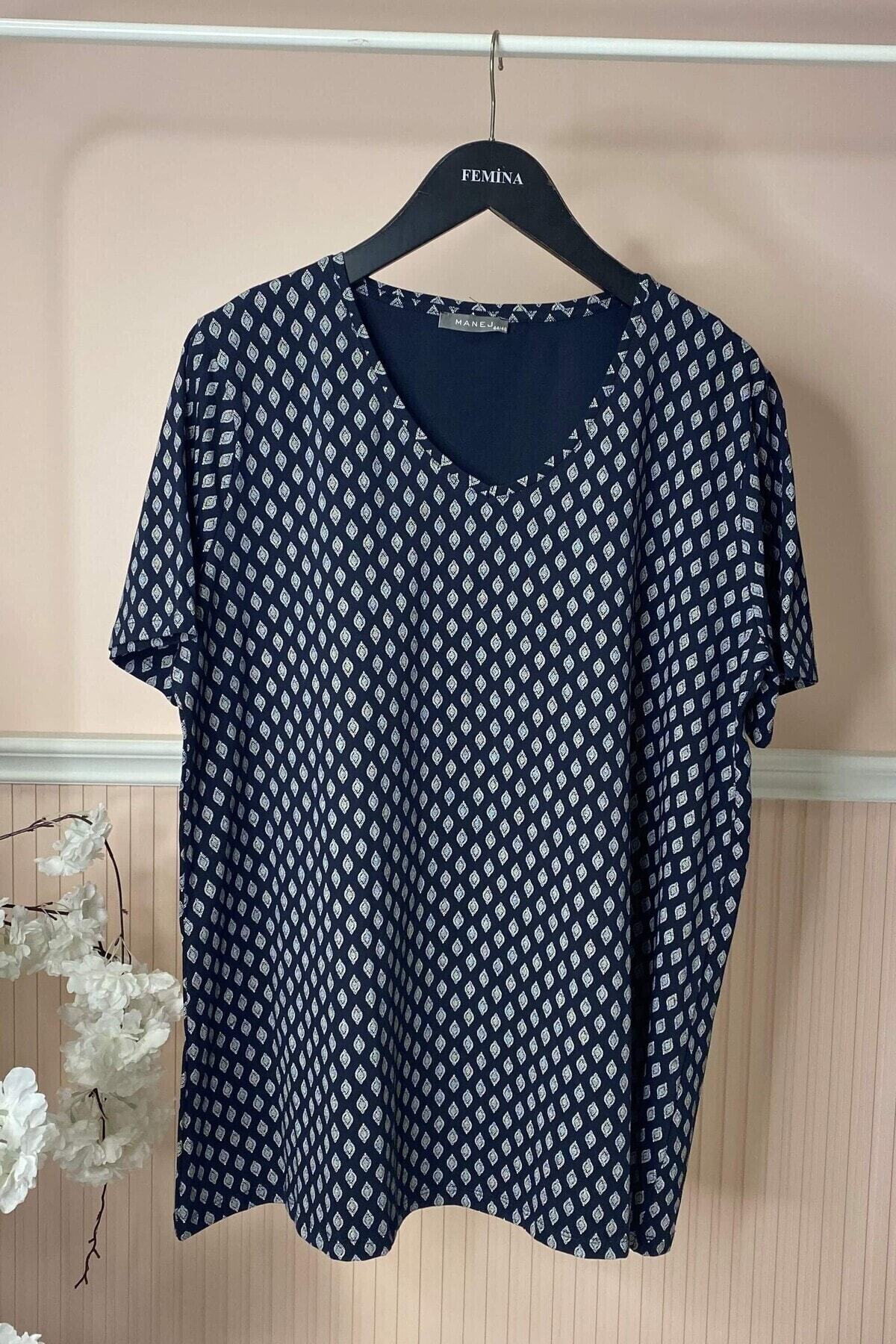 Büyük Moda Kadın Lacivert Basic T-shirt