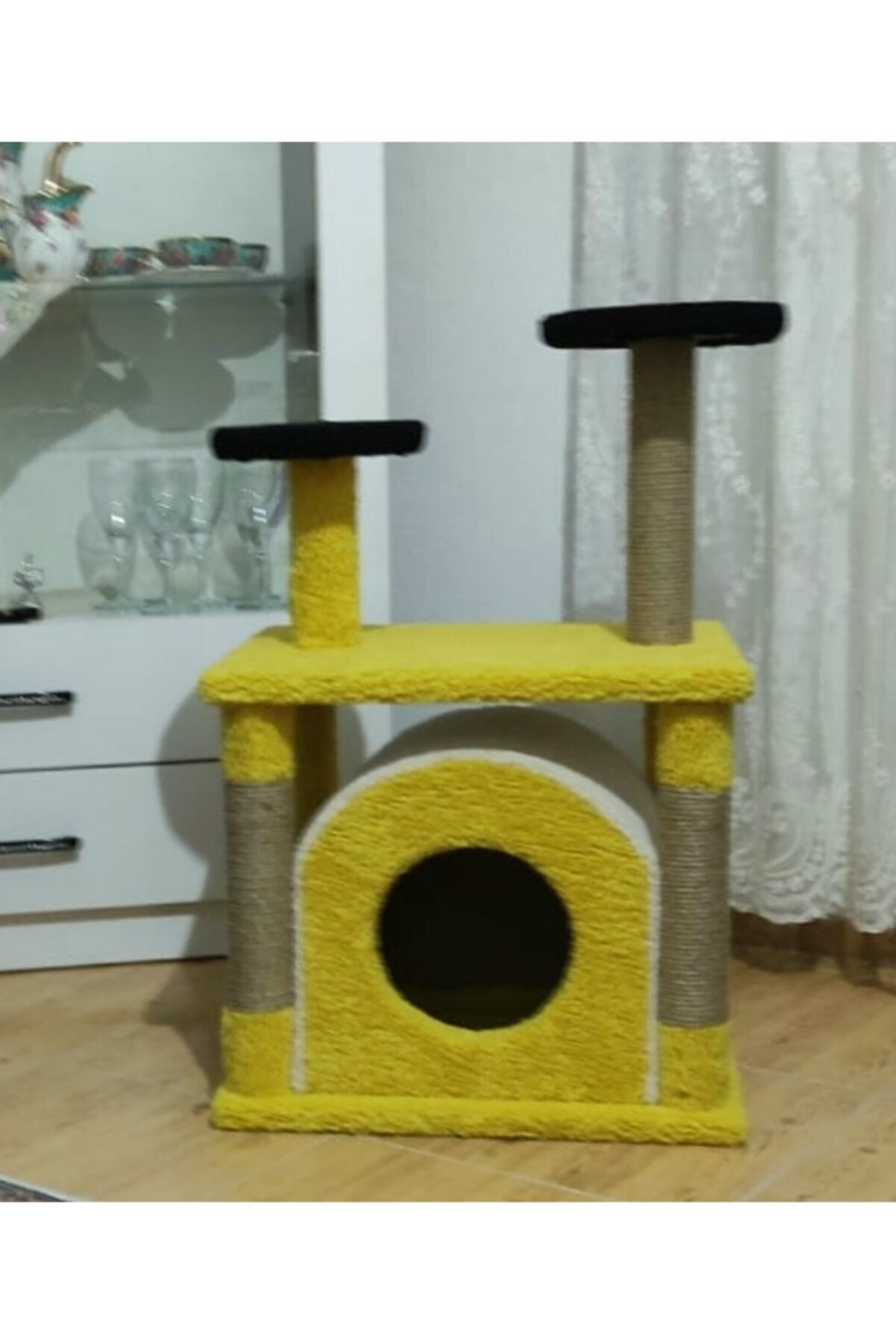 Can's Cat Sarı Peluş Kaplı Kedi Evi Ve Tırmalama