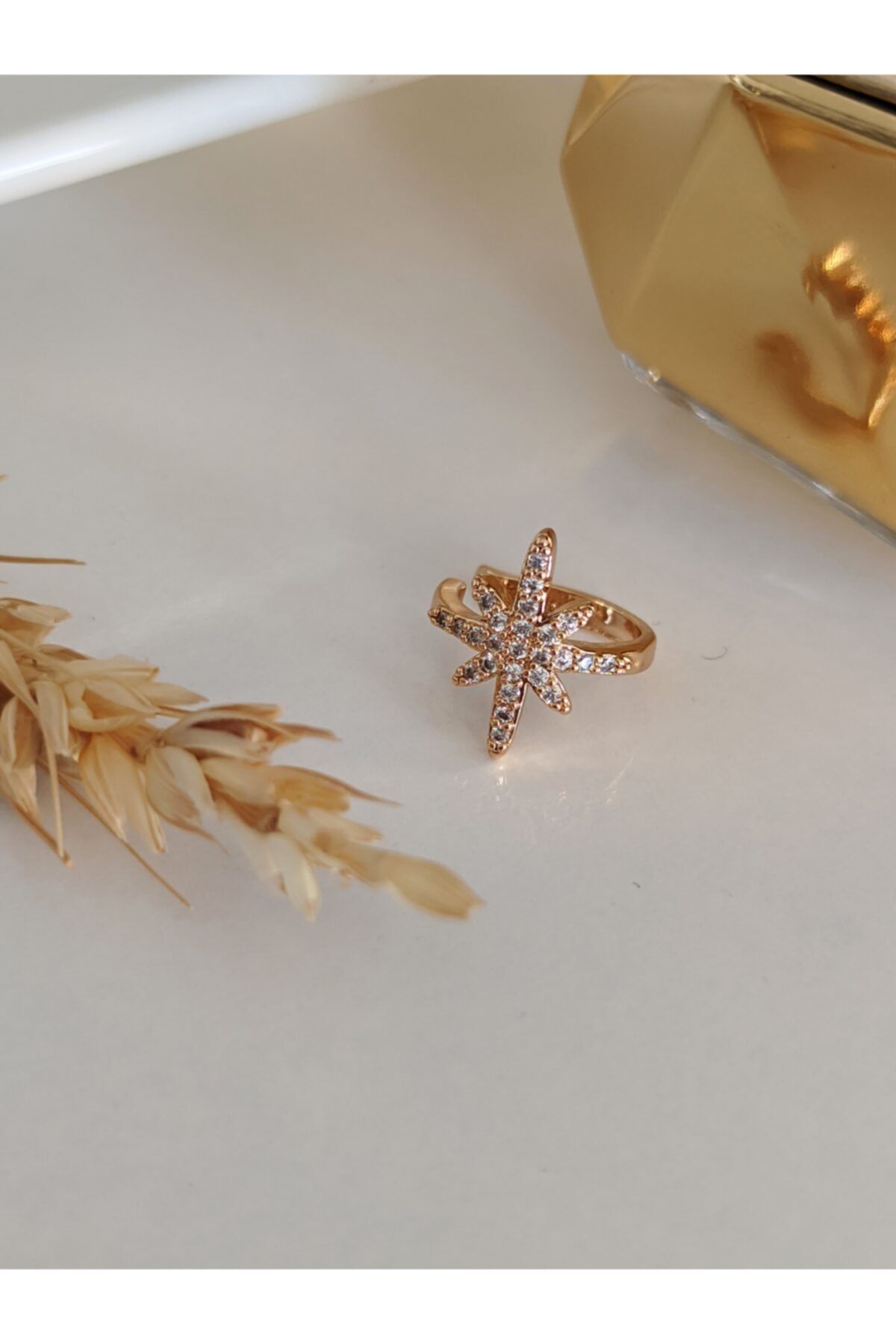 SU PERİSİ TAKI BİJUTERİ Gold Zirkon Taşlı Kuzey Yıldızı Earcuff ( Kıkırdak Küpe )