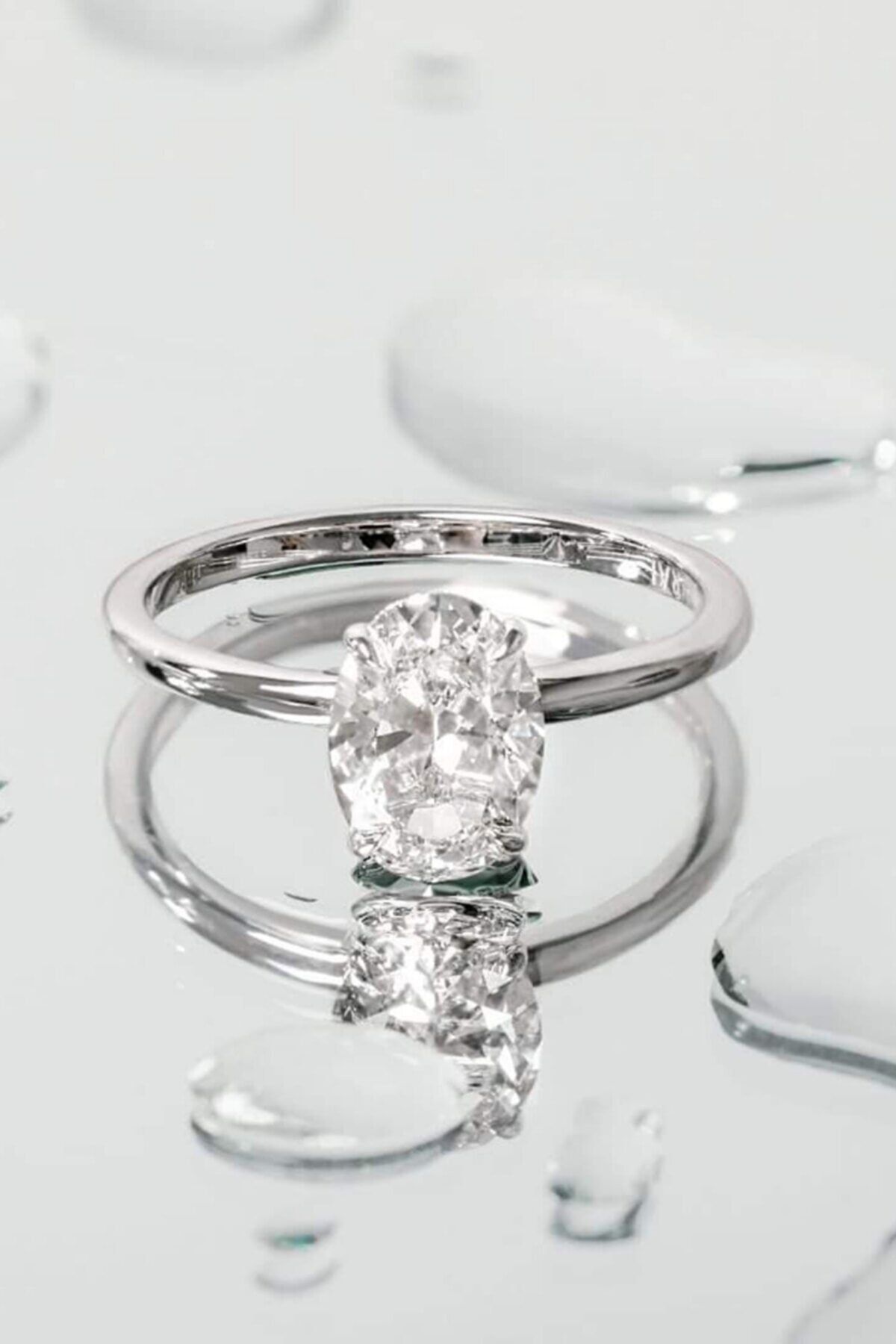 Crystal Diamond Zirconia 1.01 Karat Özel Kesim Labaratuvar Pırlantası Oval Tektaş Yüzük