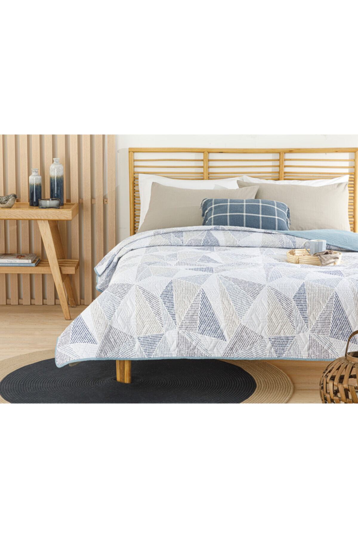 English Home Deltoid Çift Kişilik Çok Amaçlı Yatak Örtüsü 200x220 Cm Mavi