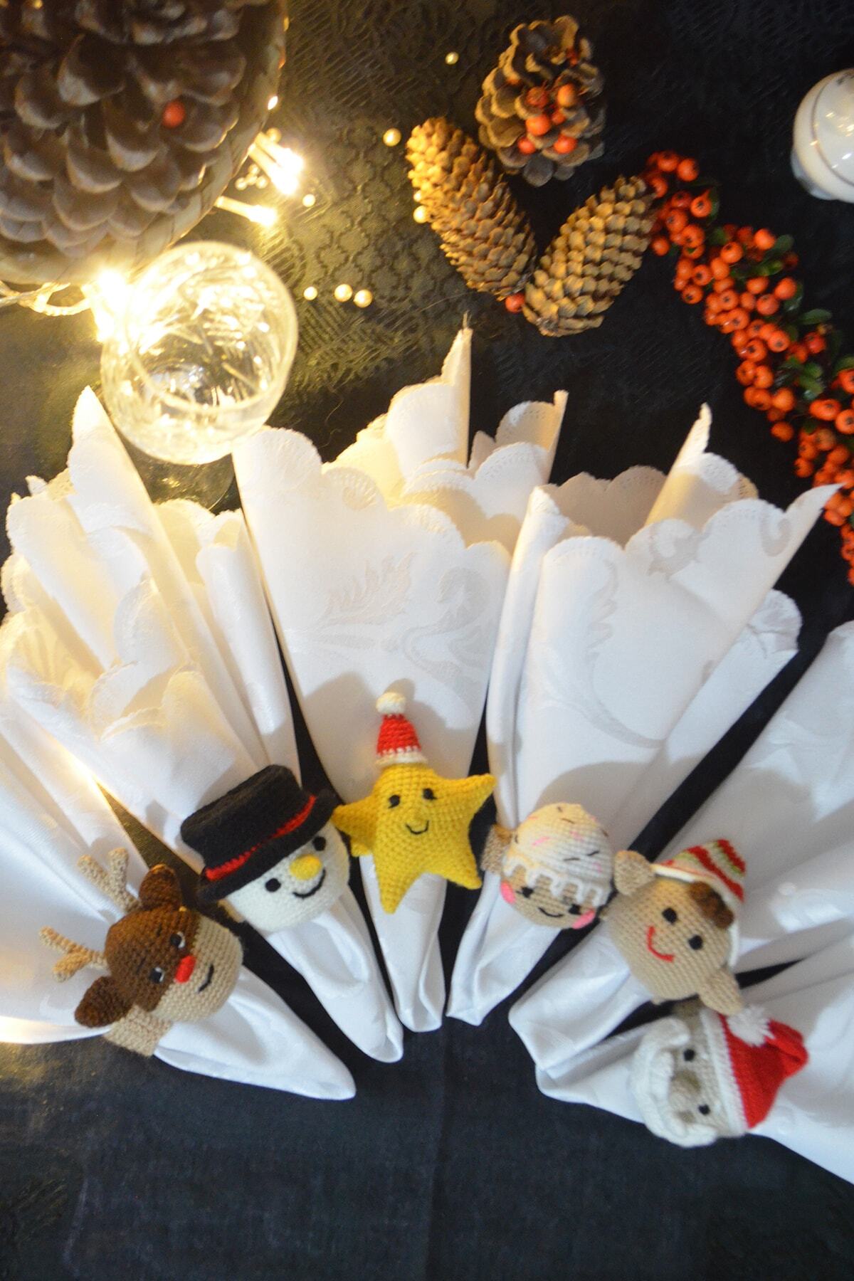biraz sevgi biraz emek Peçete Yüzüğü Halkası Yeni Yıl Masa Dekorasyon Peçetelik Amigurumi Noel Sunum