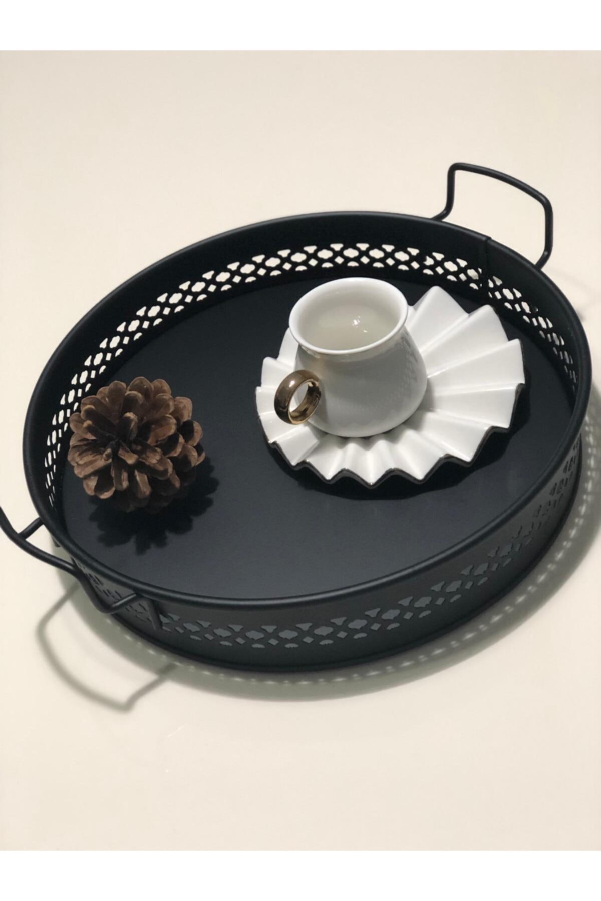 Lapidaria 27 Cm Siyah Metal Dantel Deselli Ferforce Dekoratif Tepsi