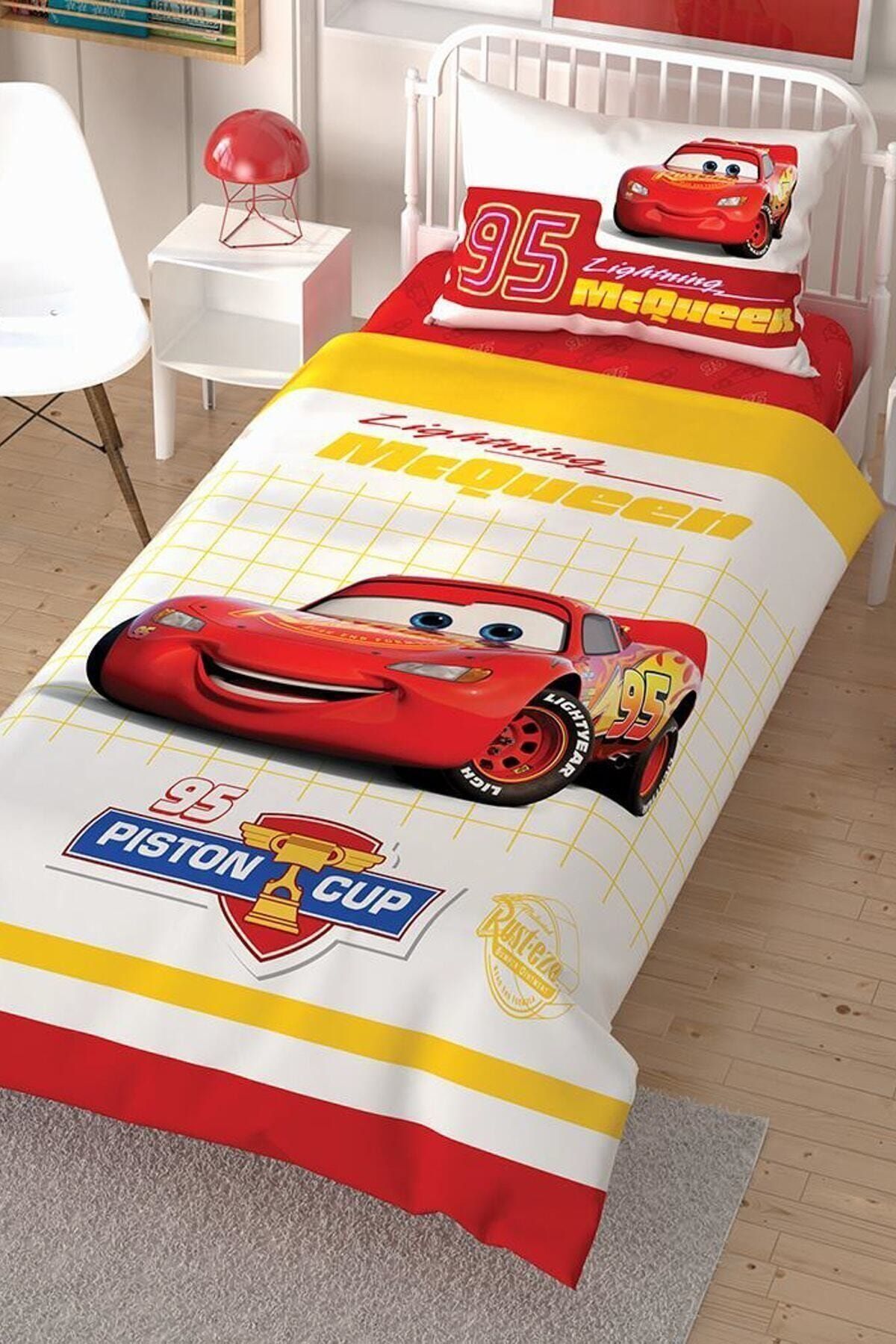 Taç Disney Cars - Lisanslı - Çek Canlandır Tek Kişilik Nevresim Takımı