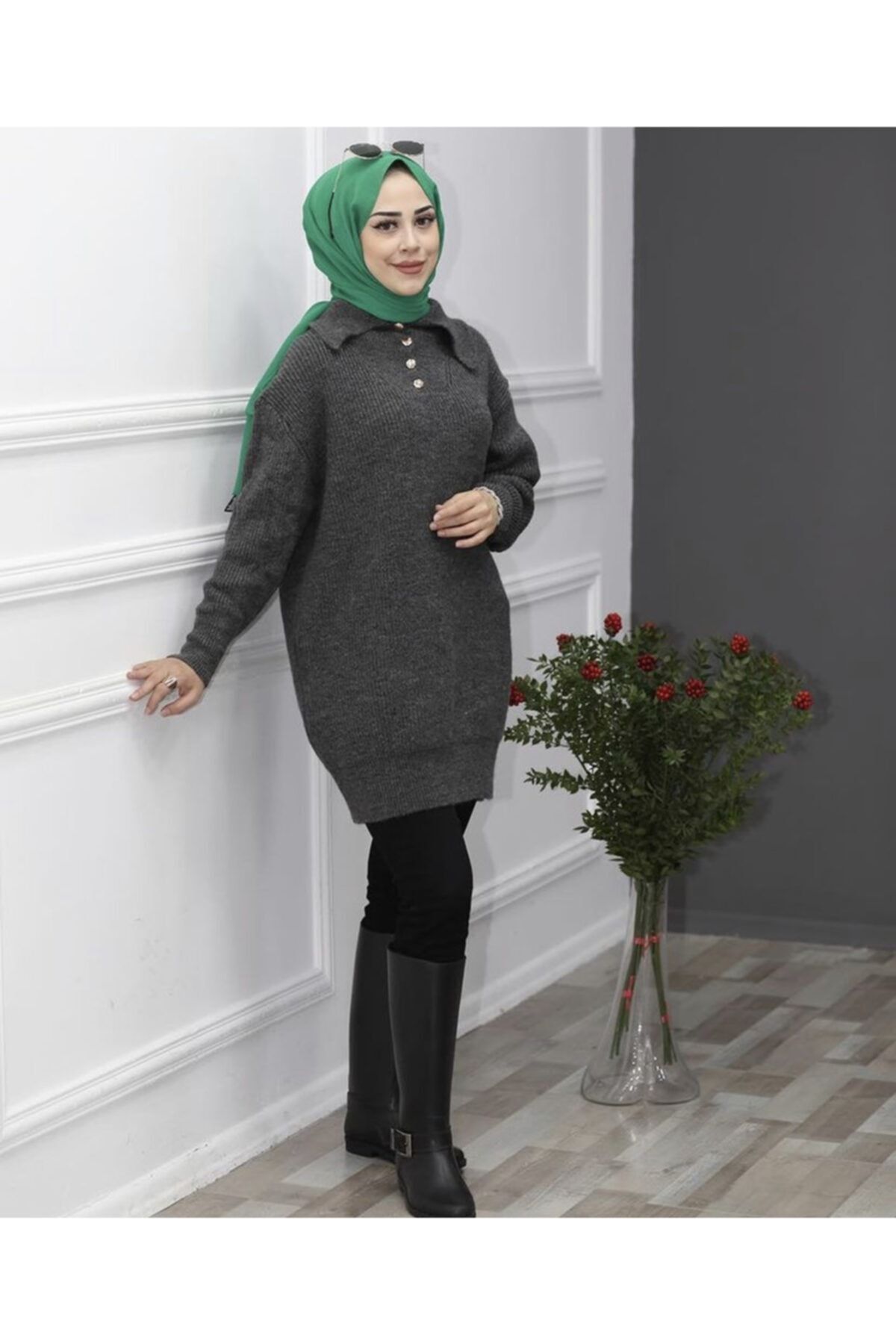 Papatya Giyim İzmit Kadın Füme V-yaka Düğme Detaylı Tesettür Triko Tunik