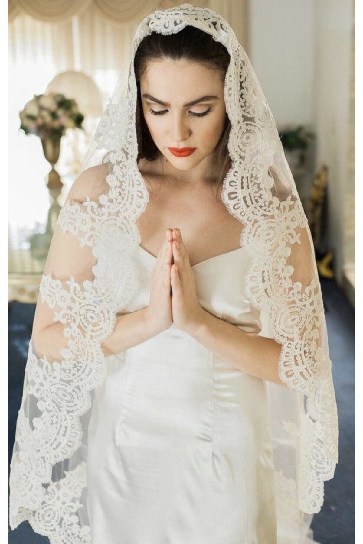 VENÜS MODA by Pınar Kırık Beyaz Kenarları 1. Kalite Gipürlü 100 Cm Duvak