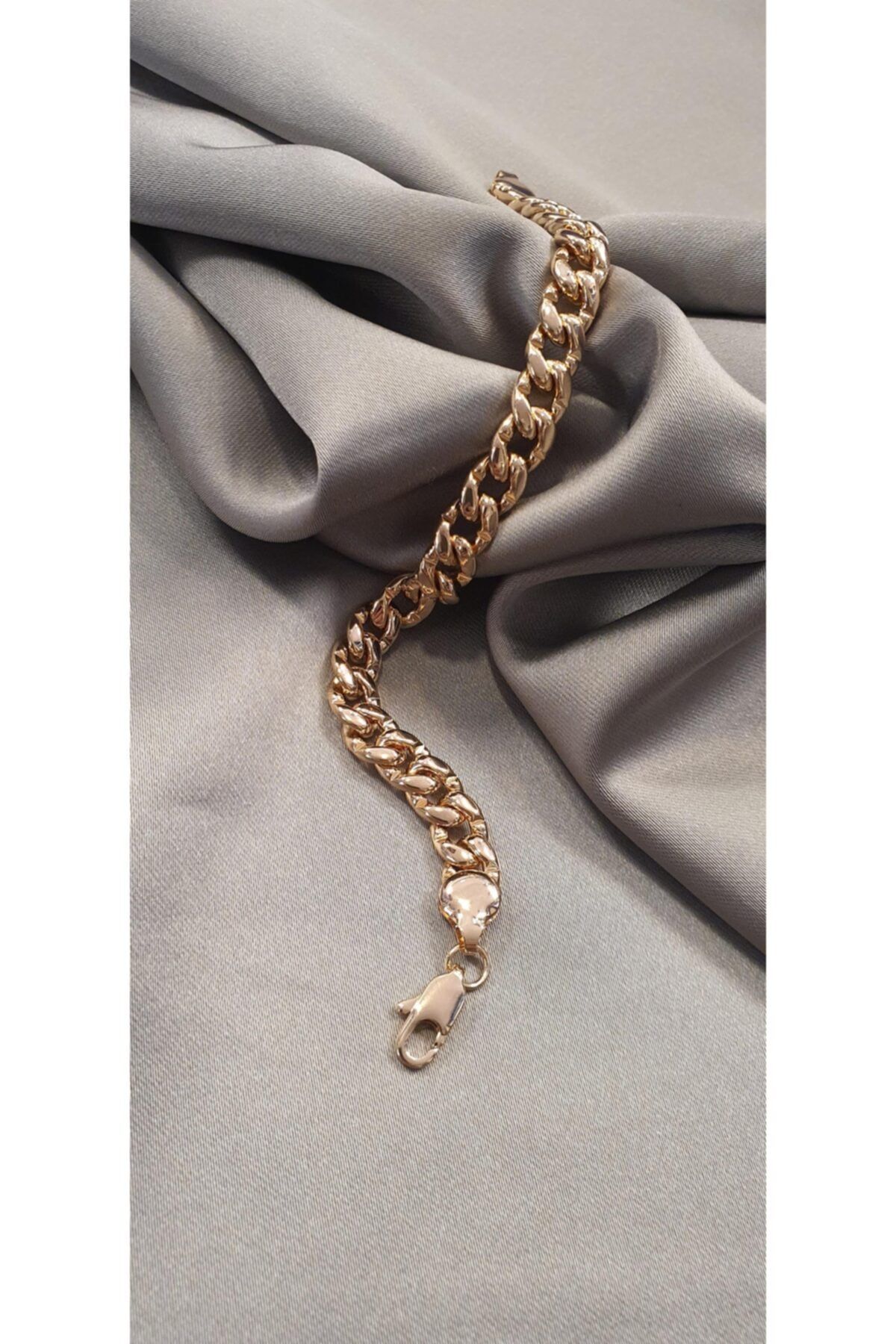 Labone Accessories Xuping Gurmet Zincir Gold Çelik Bileklik