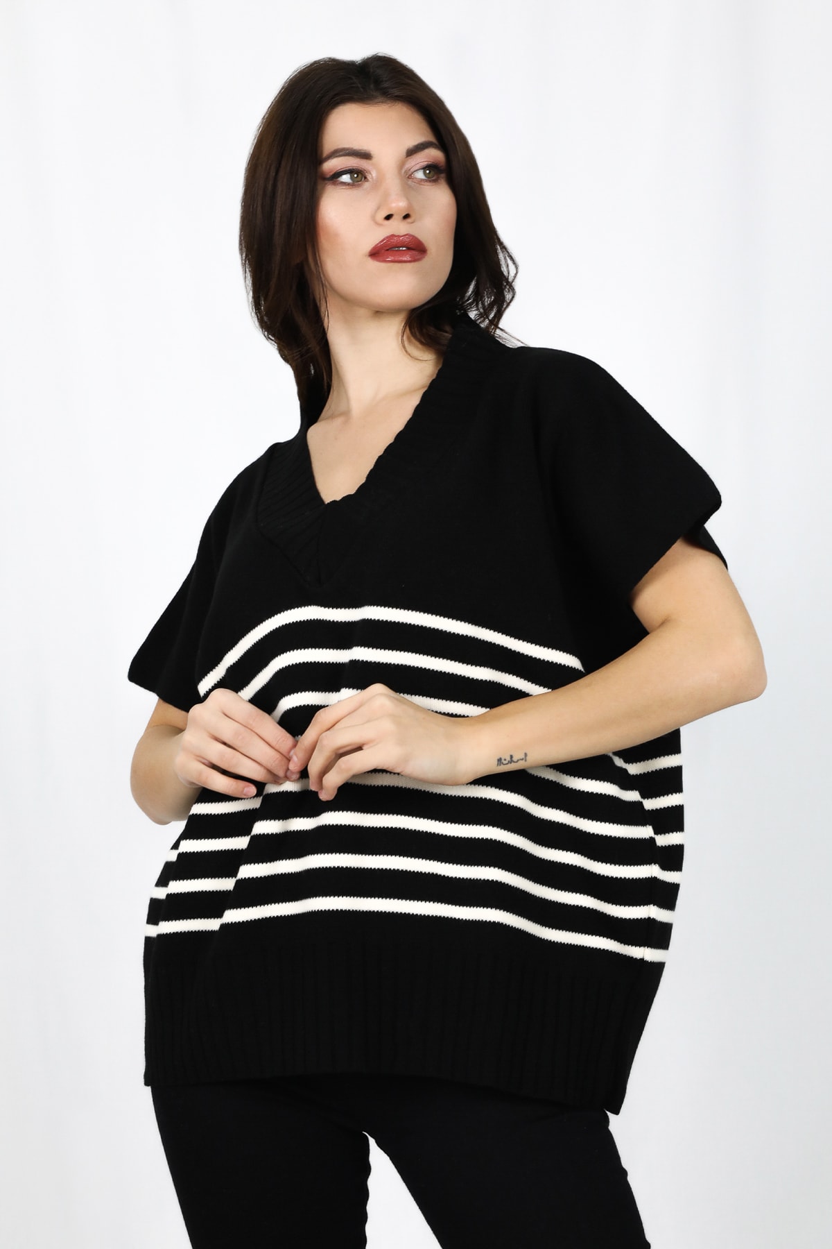 cheavons V Yaka Süveter