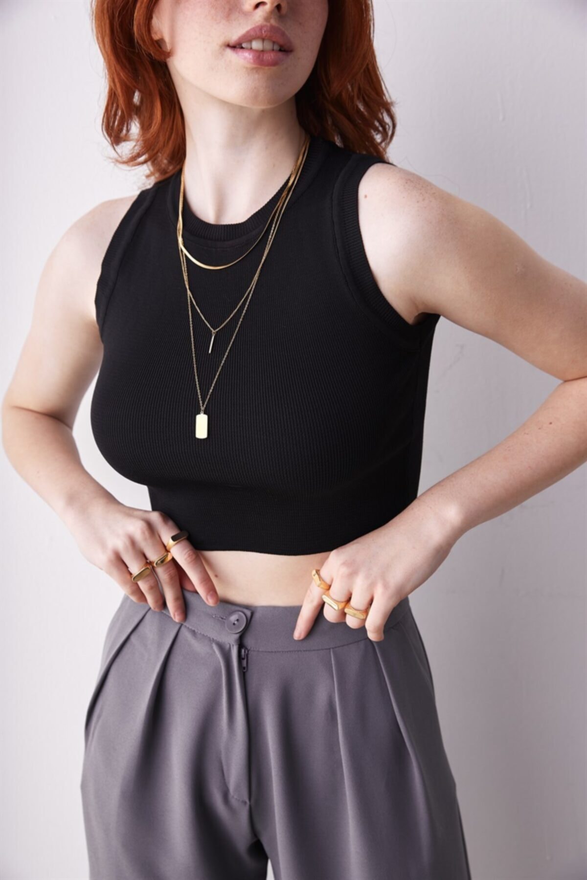 jefledor London Bisiklet Yaka Crop Süveter Siyah