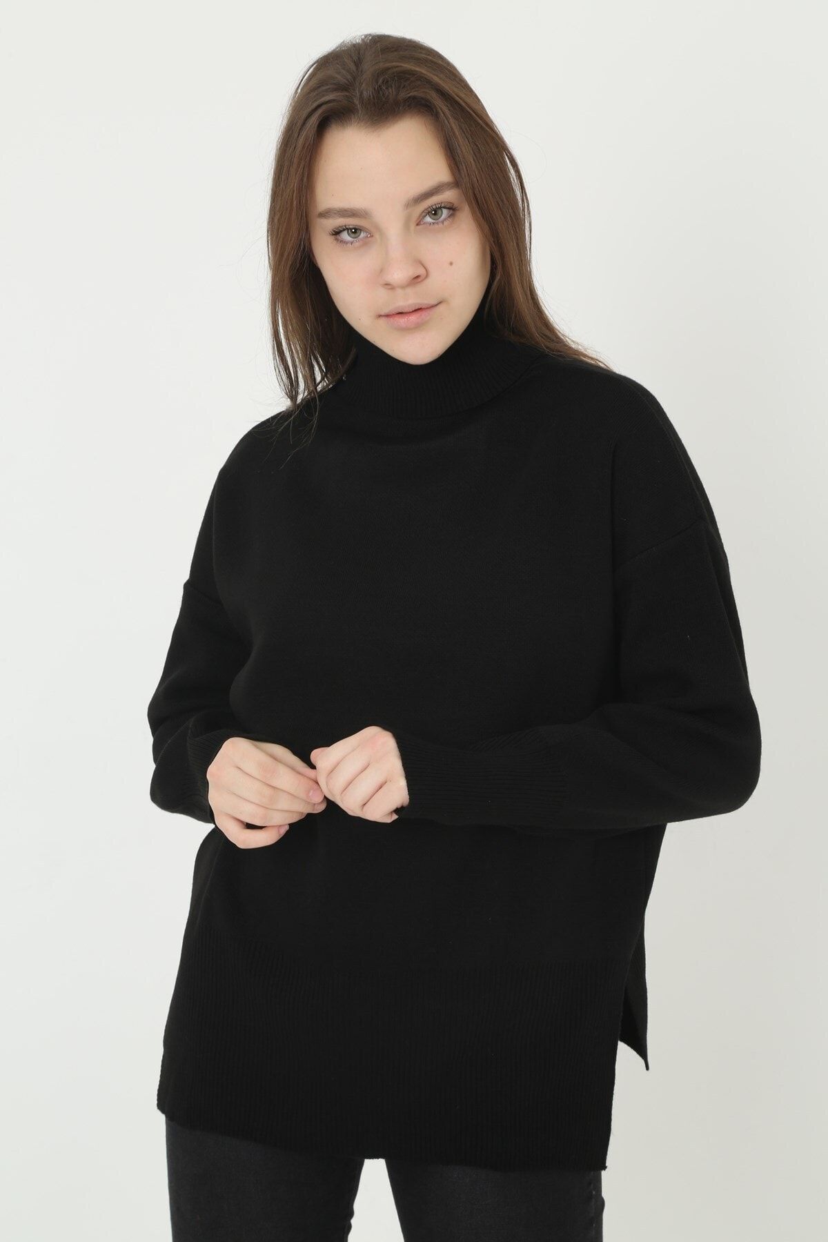 Ette Kadın Boğazlı Yırtmaçlı Oversize Triko Kazak Siyah 10058