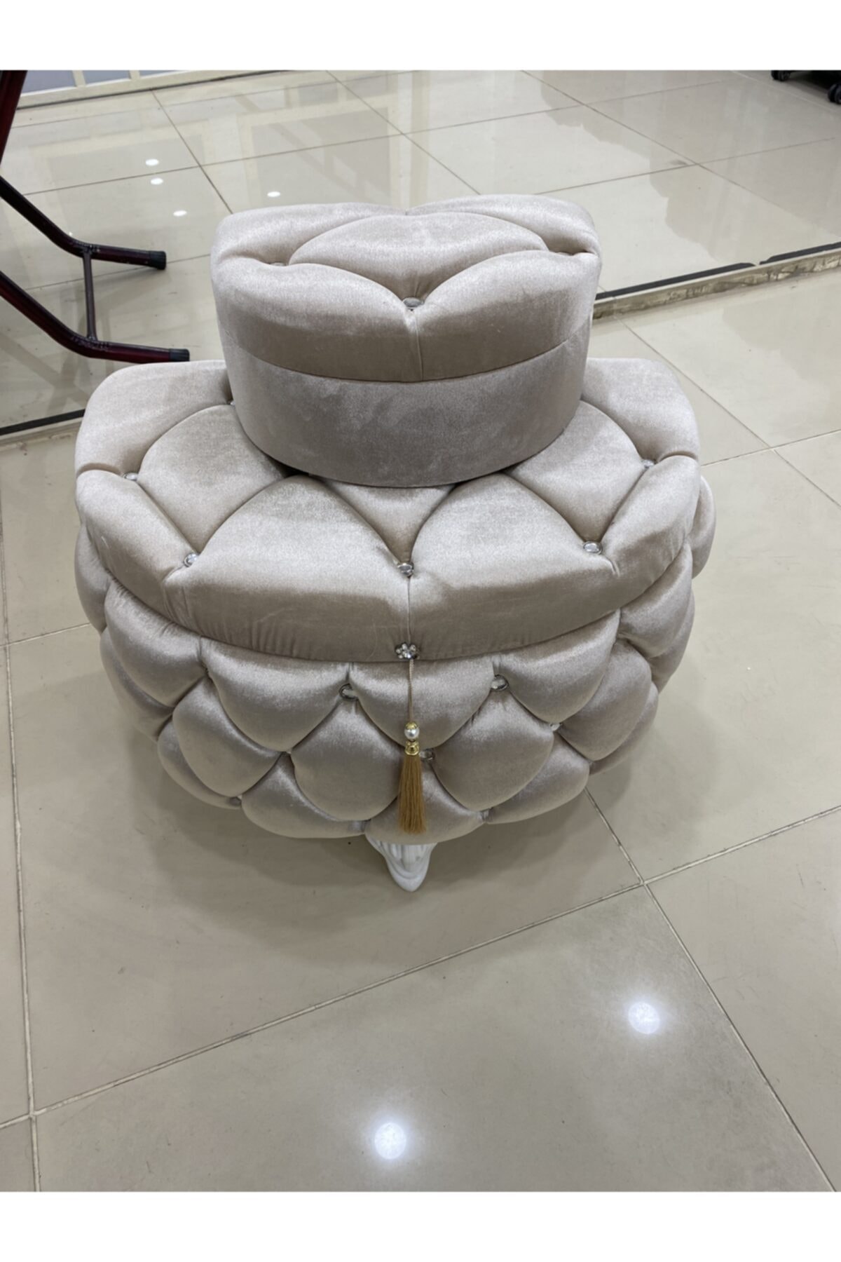 Serpilin gelin evi Krem Çeyiz Sandığı