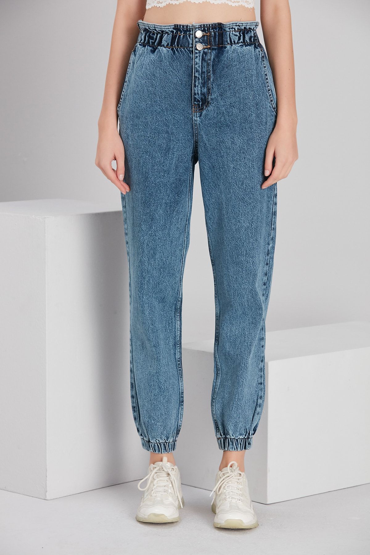 Ecrou Kadın Çift Düğmeli Beli Paçası Lastikli Mom Jeans Pantolon
